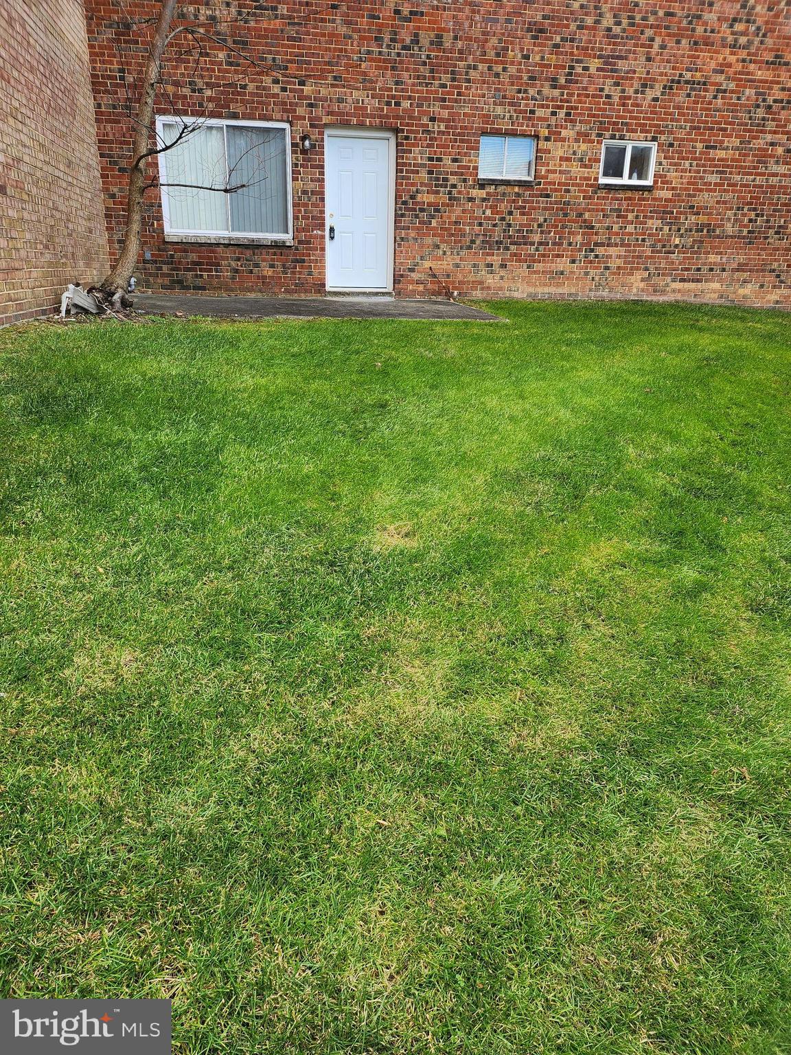 FRENCHMANS CREEK - Residential Lease