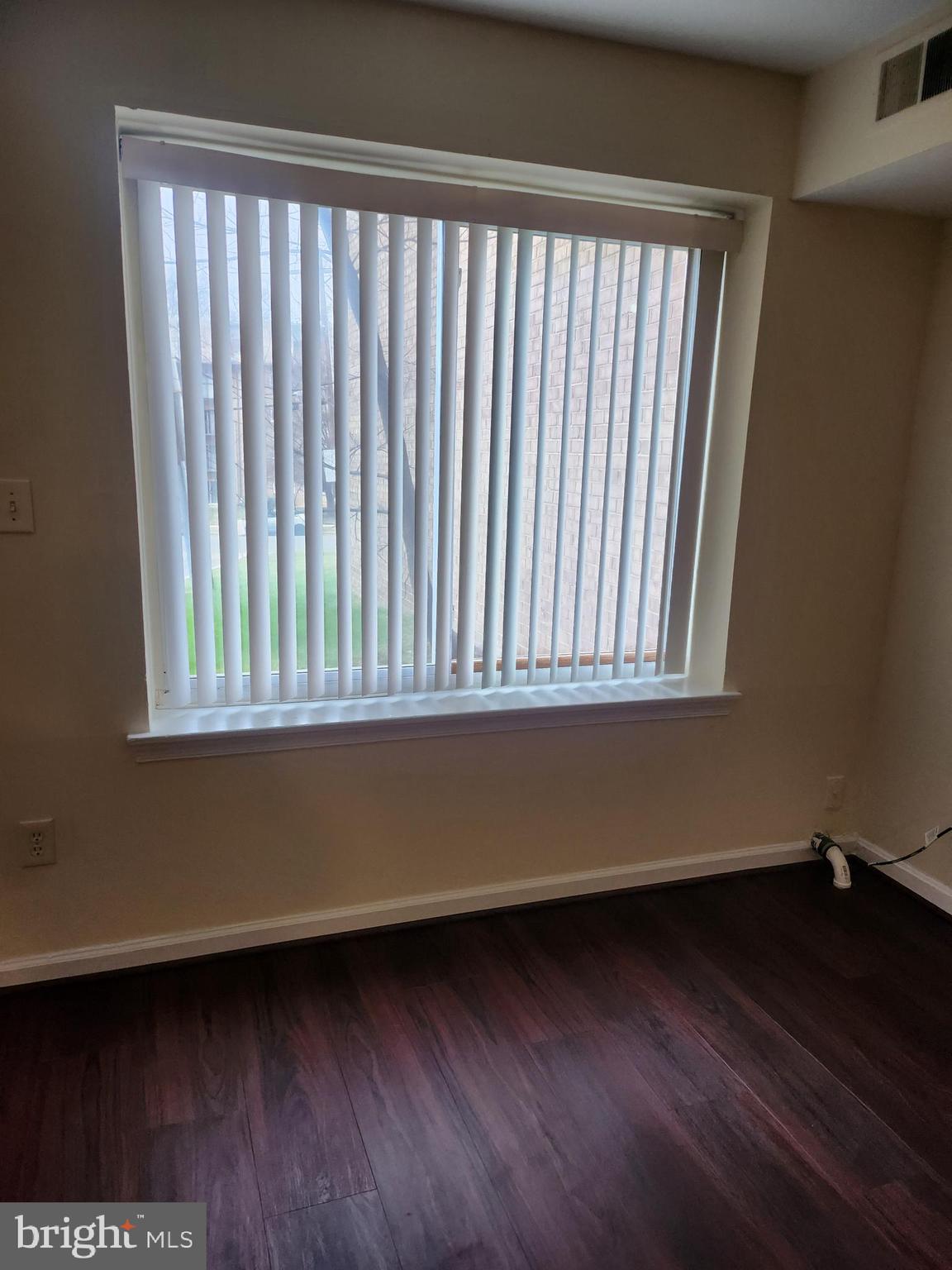 FRENCHMANS CREEK - Residential Lease