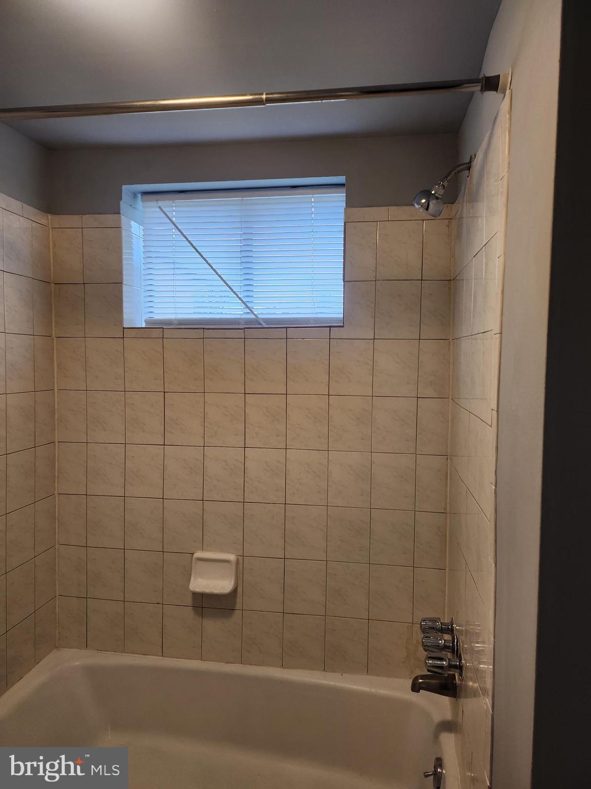 FRENCHMANS CREEK - Residential Lease