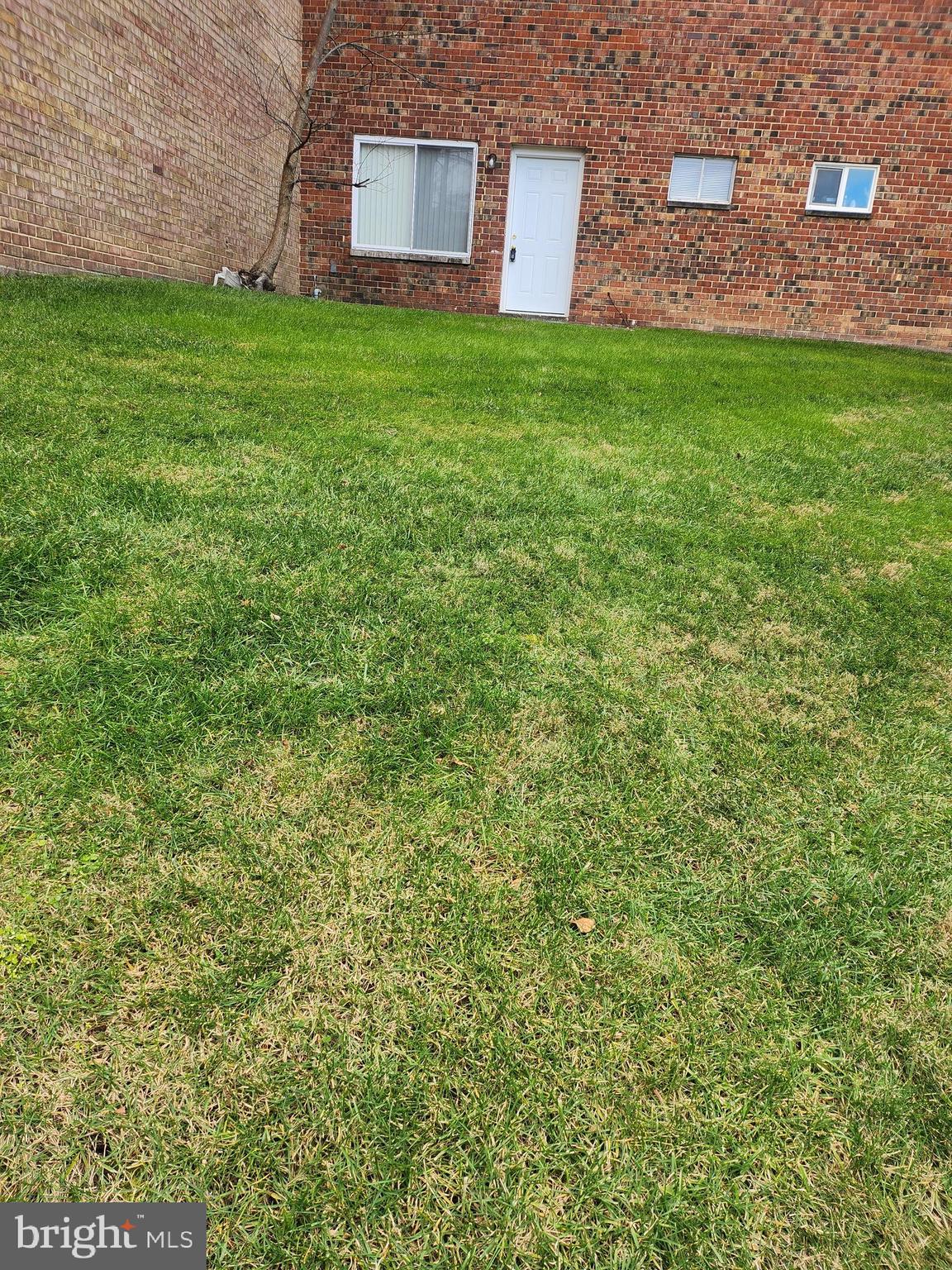 FRENCHMANS CREEK - Residential Lease