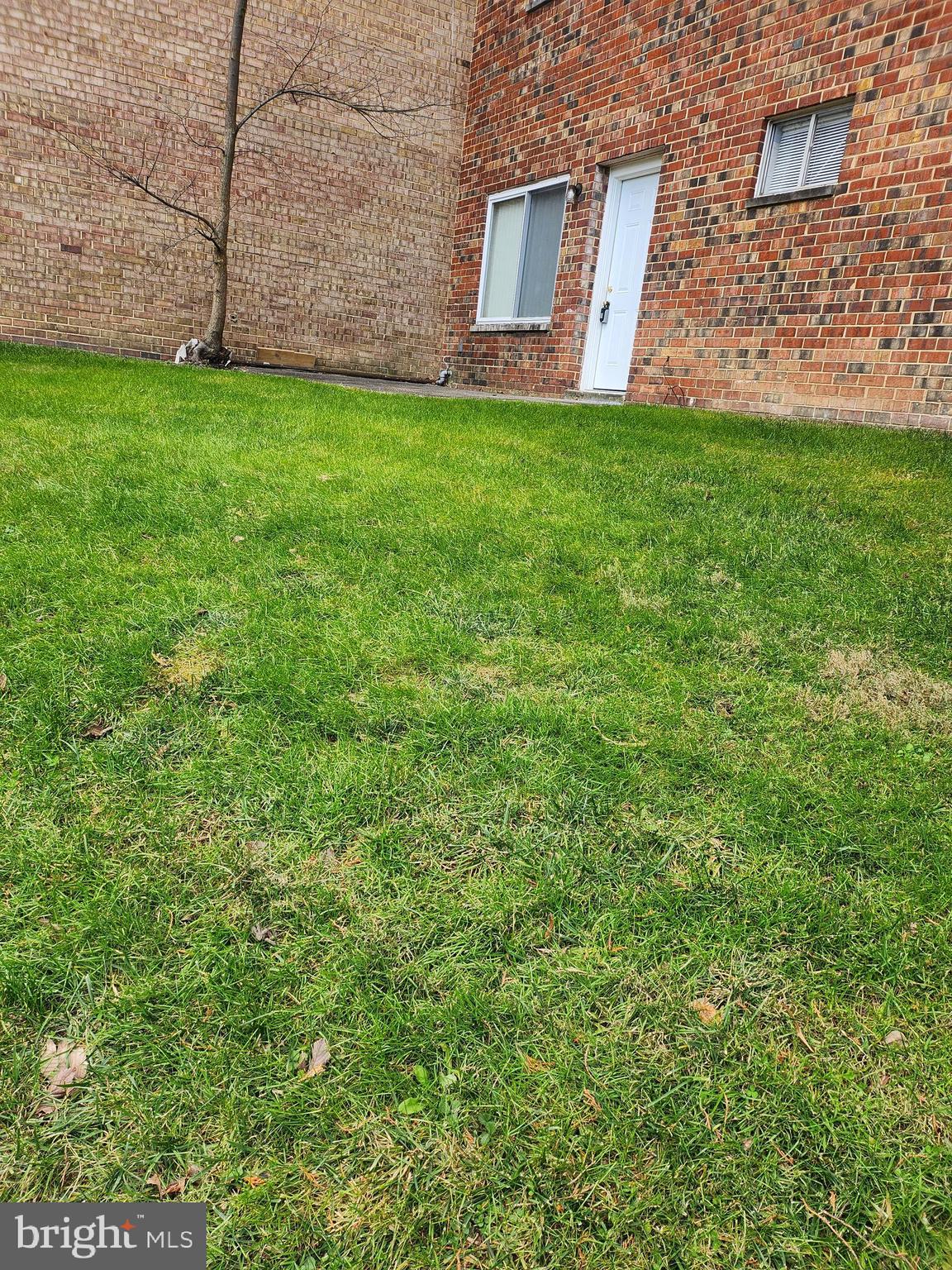 FRENCHMANS CREEK - Residential Lease