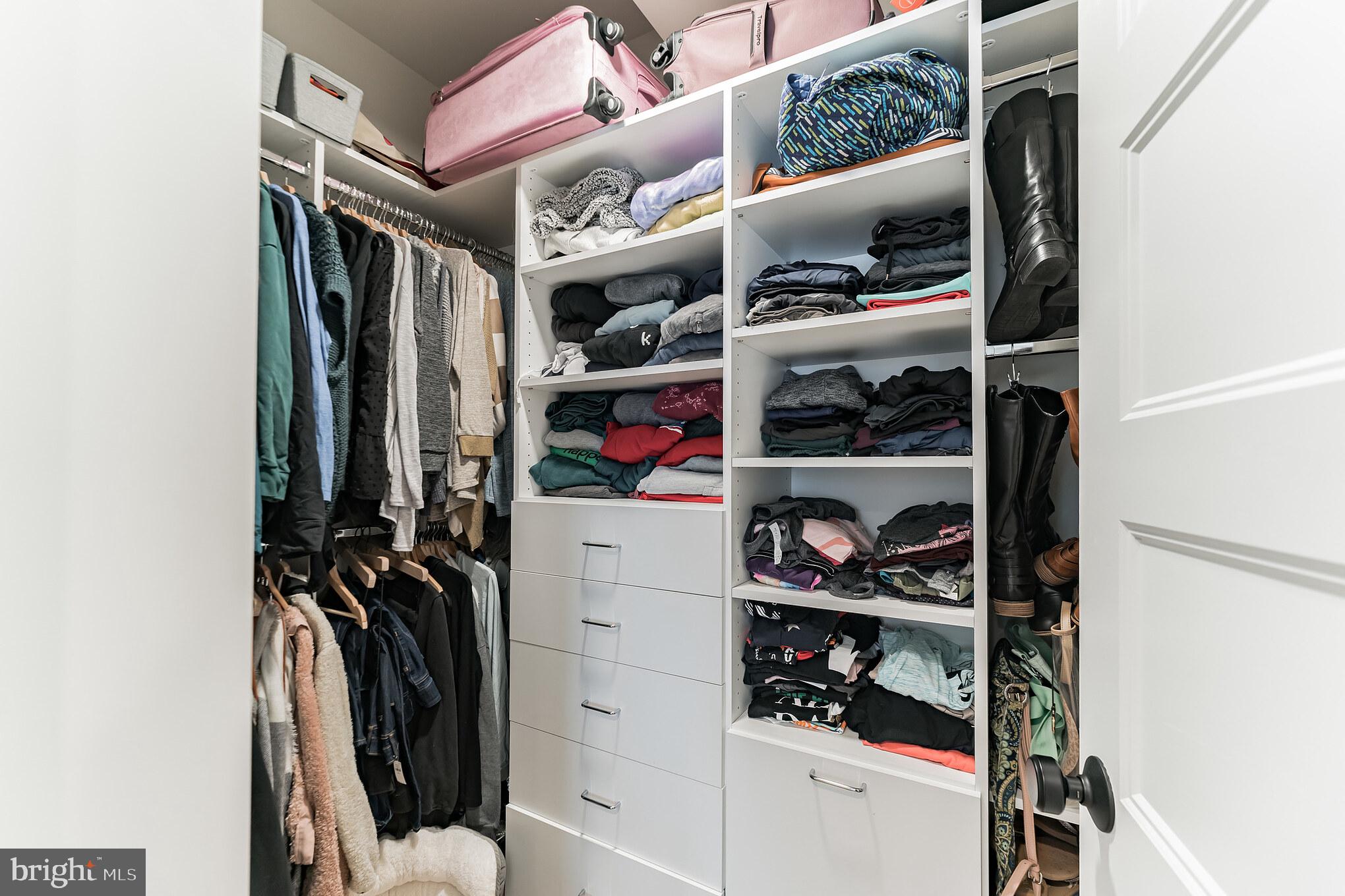 LUDLOW - Residential