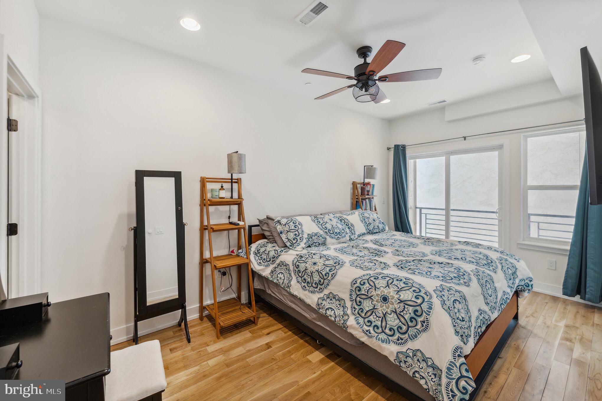 LUDLOW - Residential