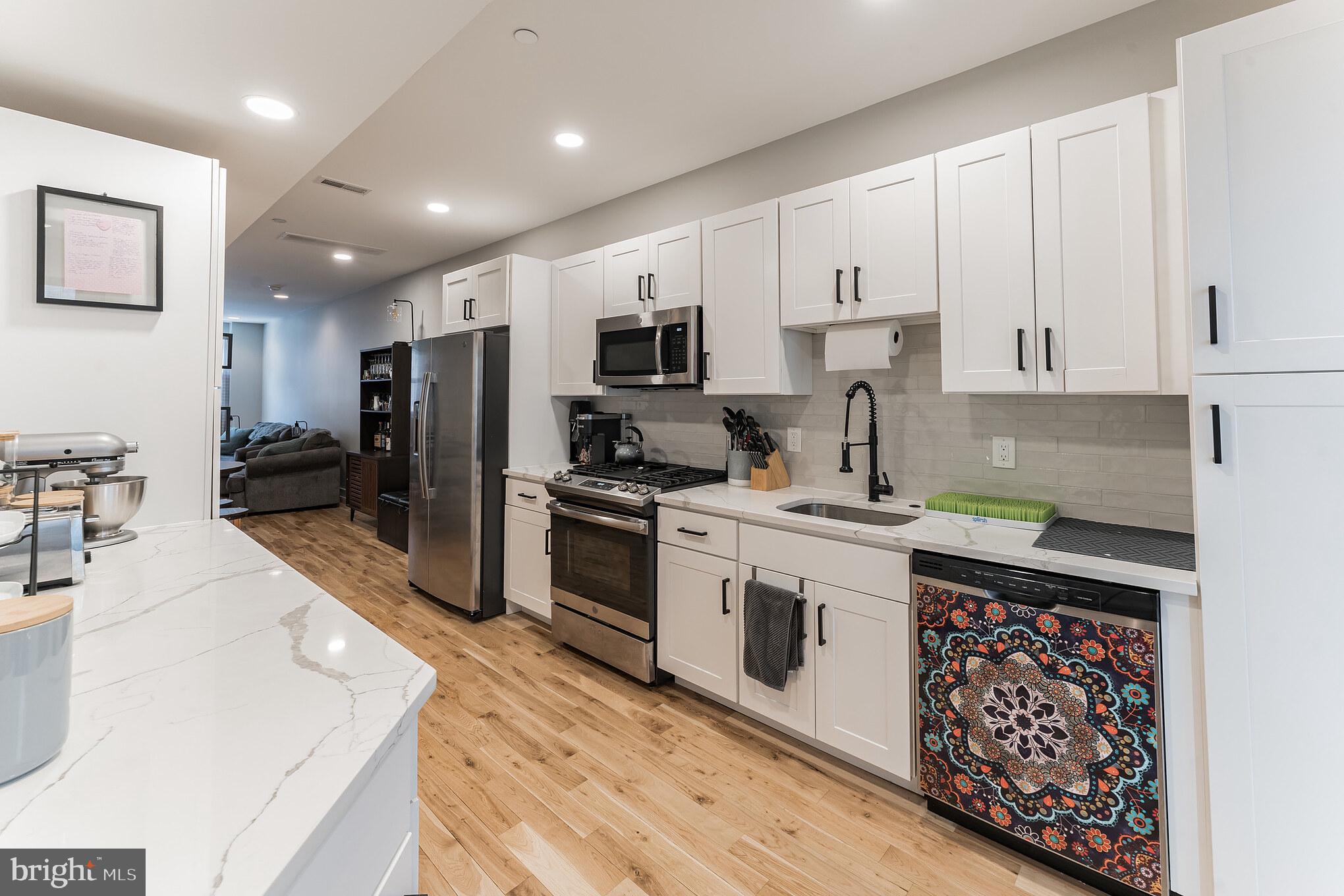 LUDLOW - Residential