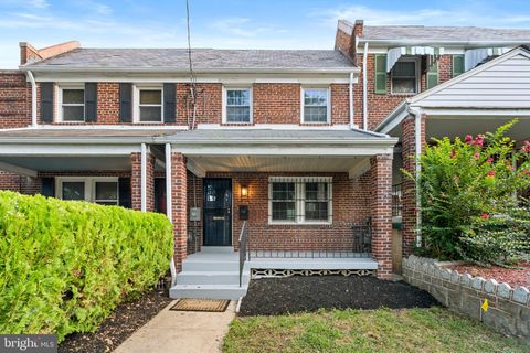 38 CRITTENDEN STREET NE WASHINGTON DC 20011