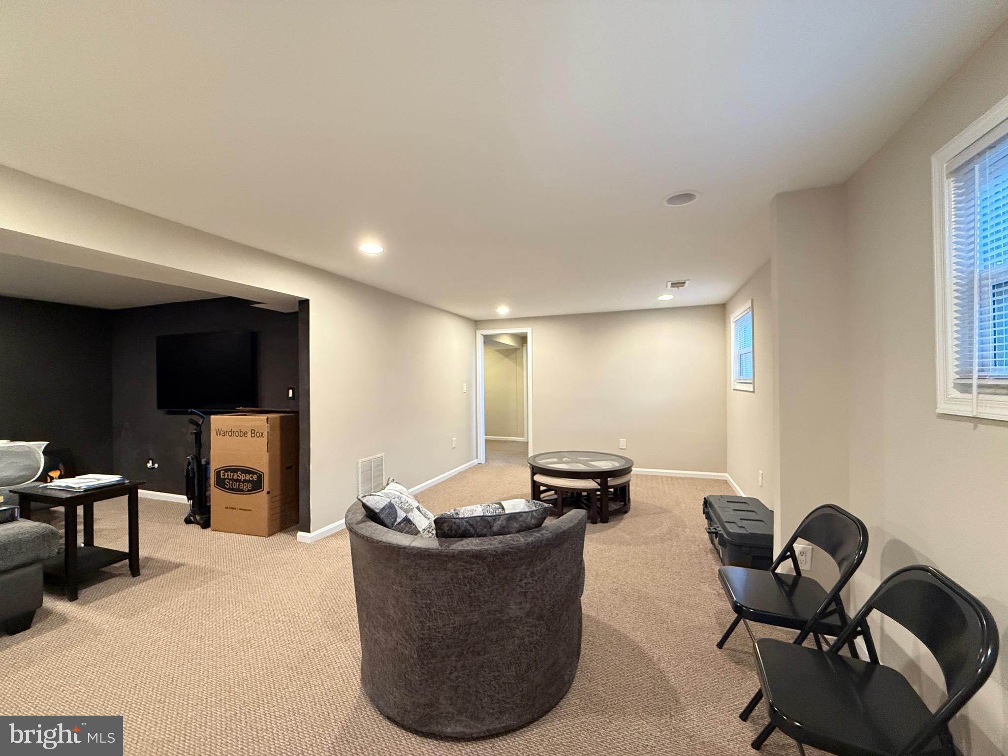 BELLE FONTE - Residential Lease