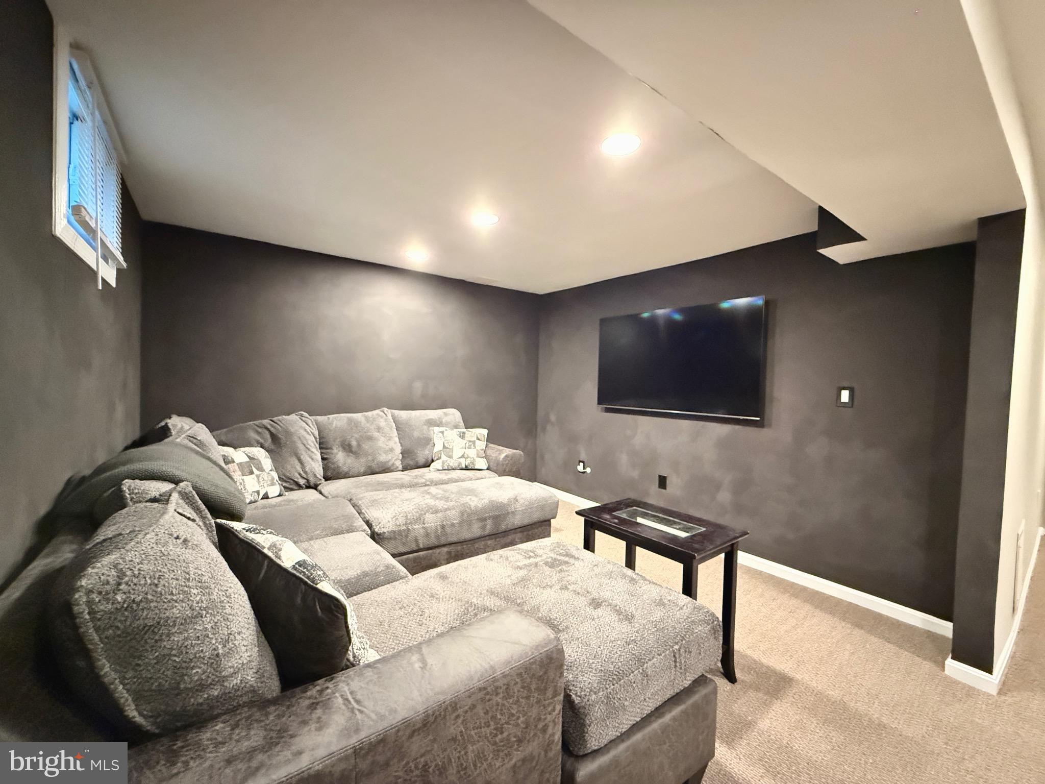 BELLE FONTE - Residential Lease