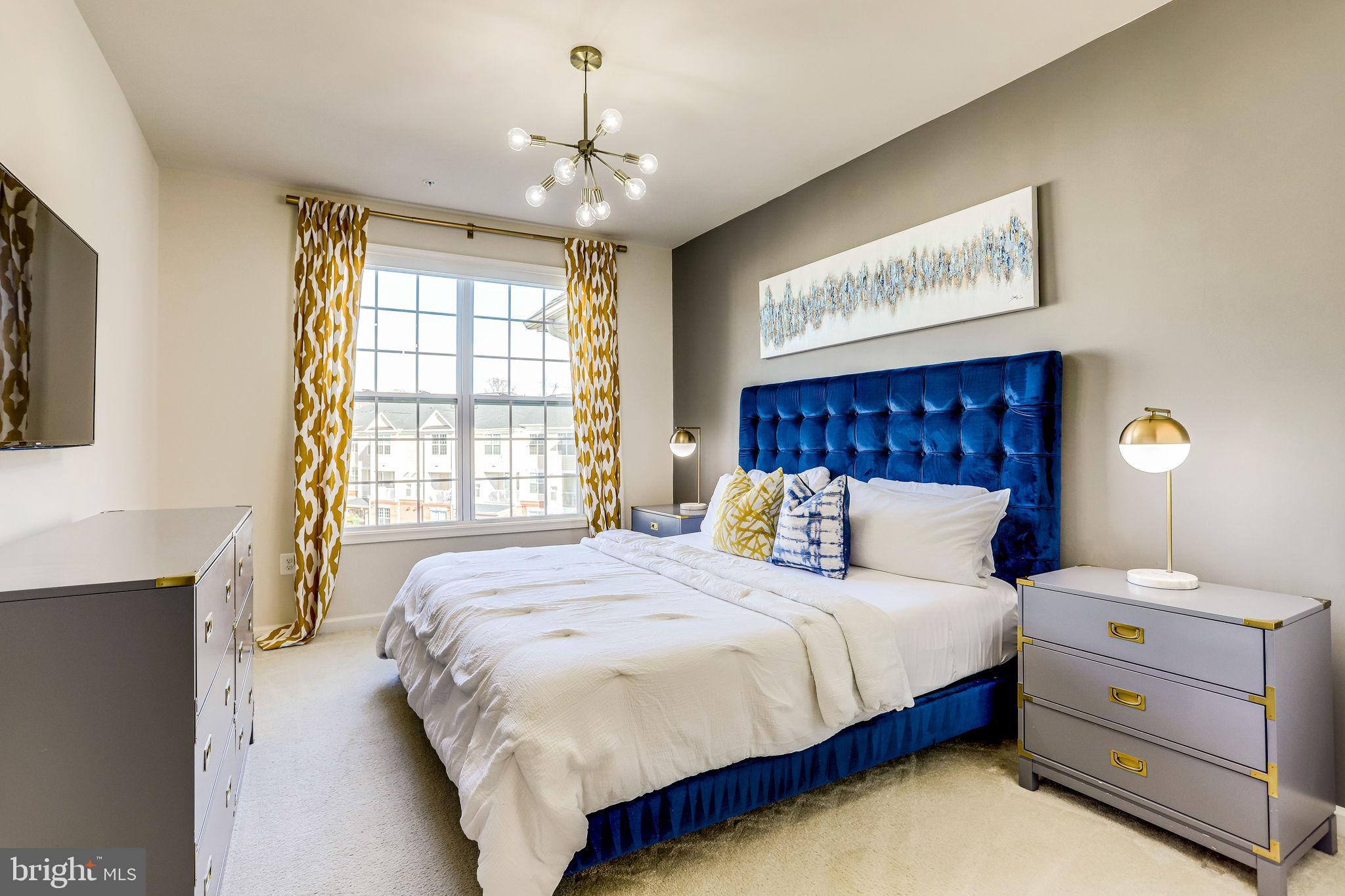 RIDGES AT LOUDOUN VALLEY - Residential