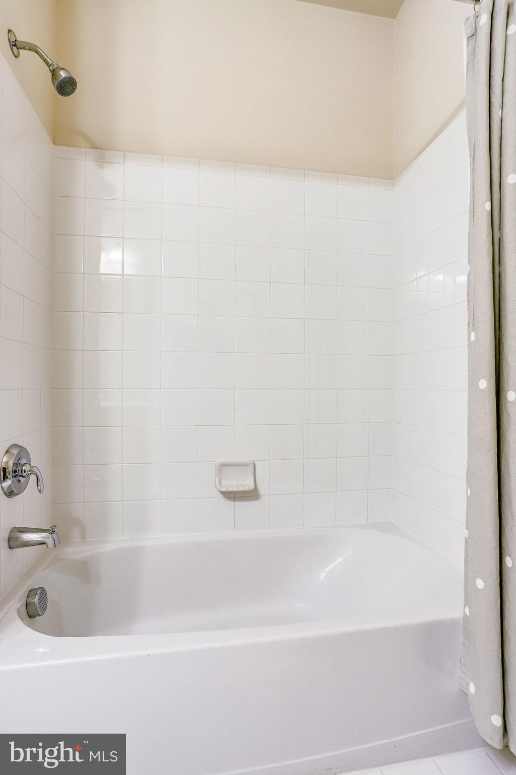 RIDGES AT LOUDOUN VALLEY - Residential