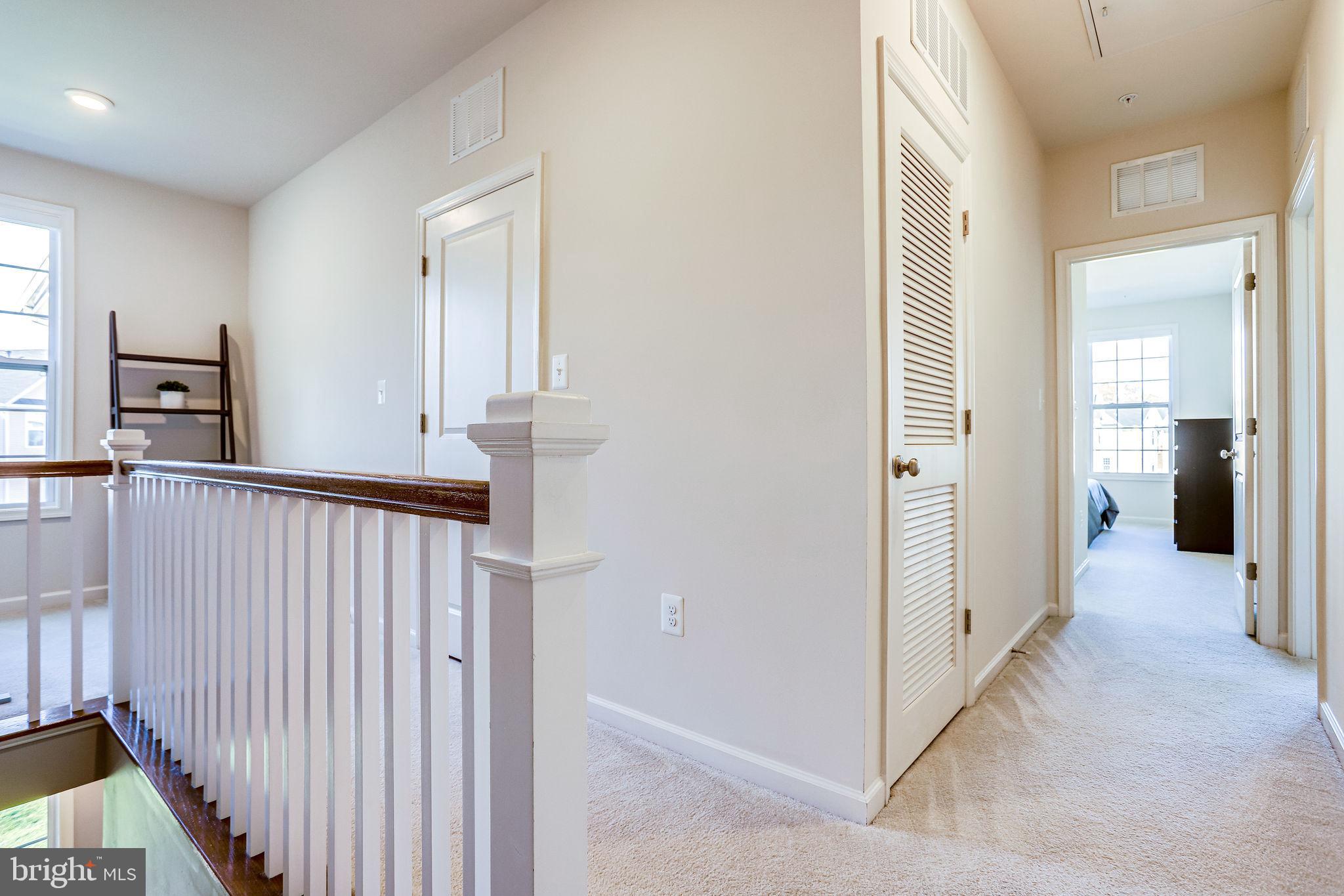 RIDGES AT LOUDOUN VALLEY - Residential