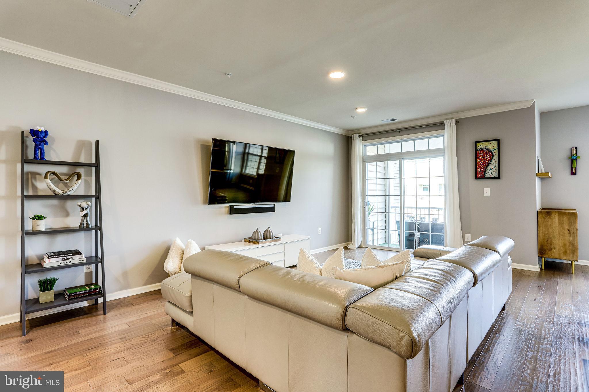 RIDGES AT LOUDOUN VALLEY - Residential