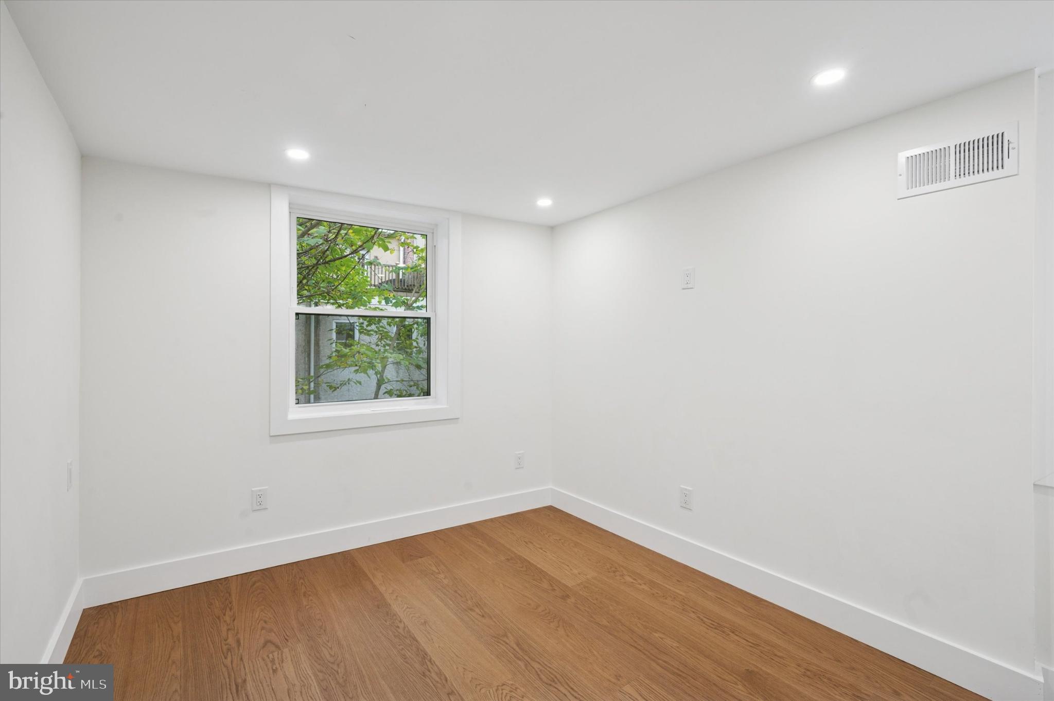 NEWBOLD - Residential