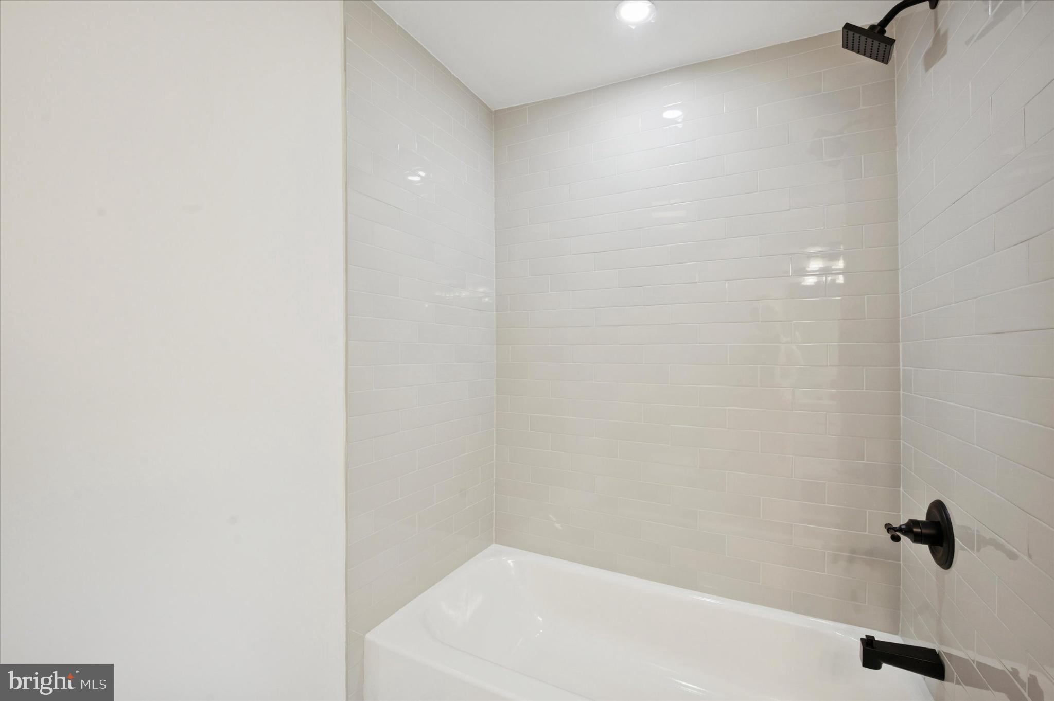 NEWBOLD - Residential