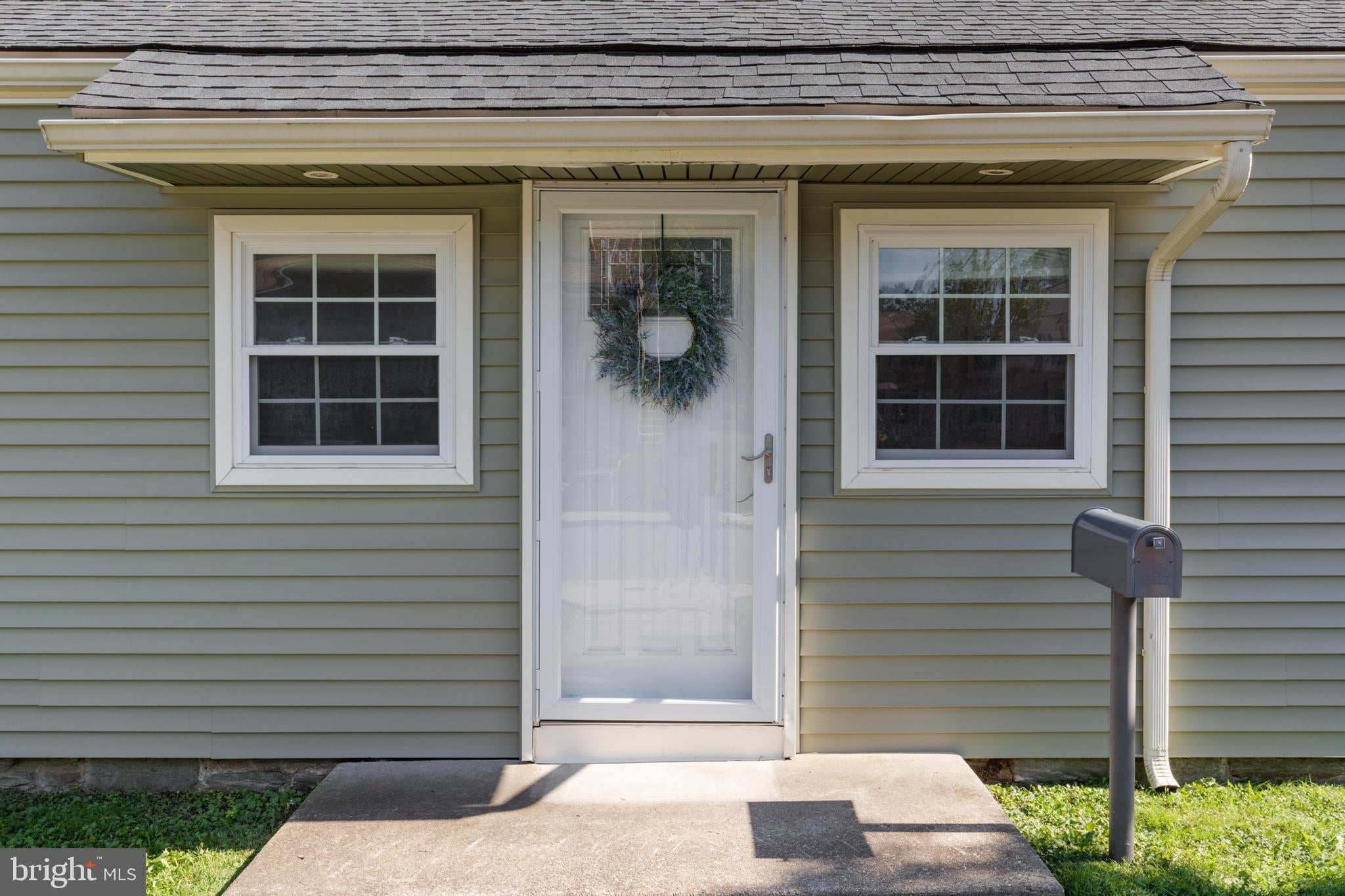 16 HAWS LANE