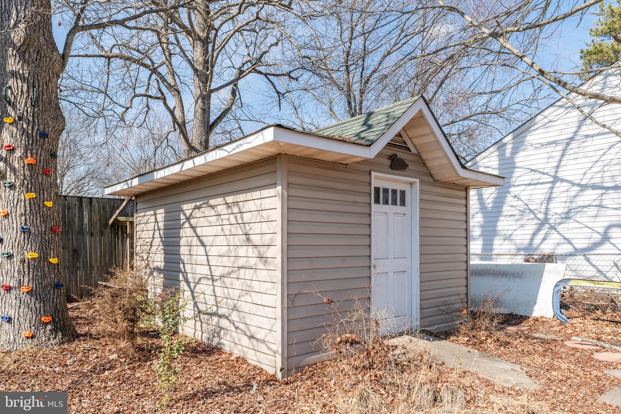 FRANKLIN MANOR - Residential