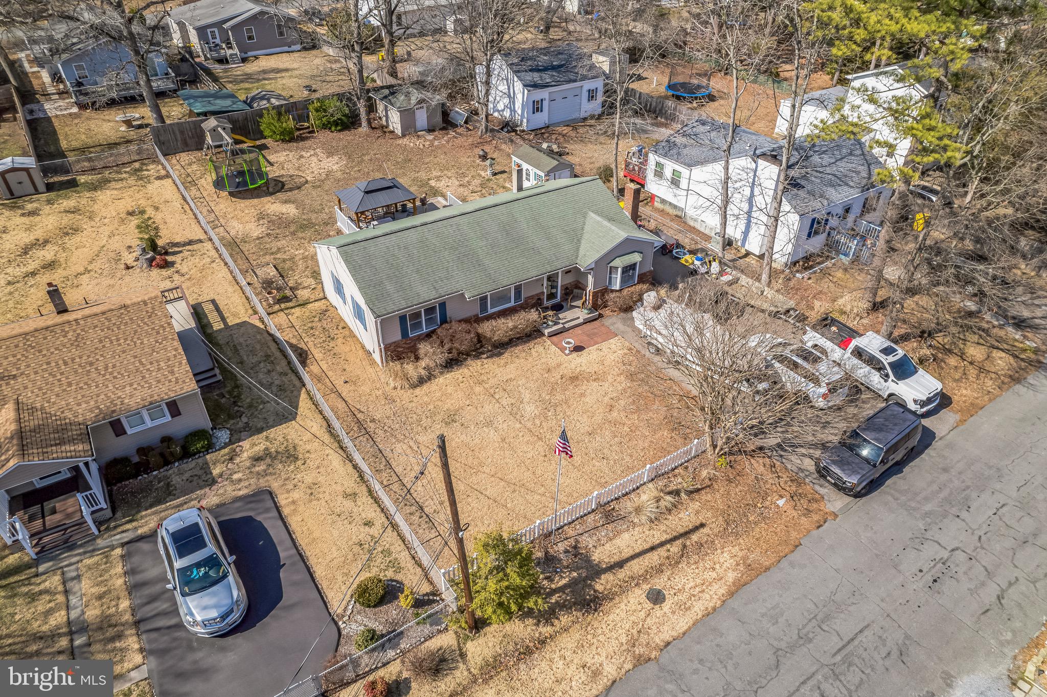 FRANKLIN MANOR - Residential