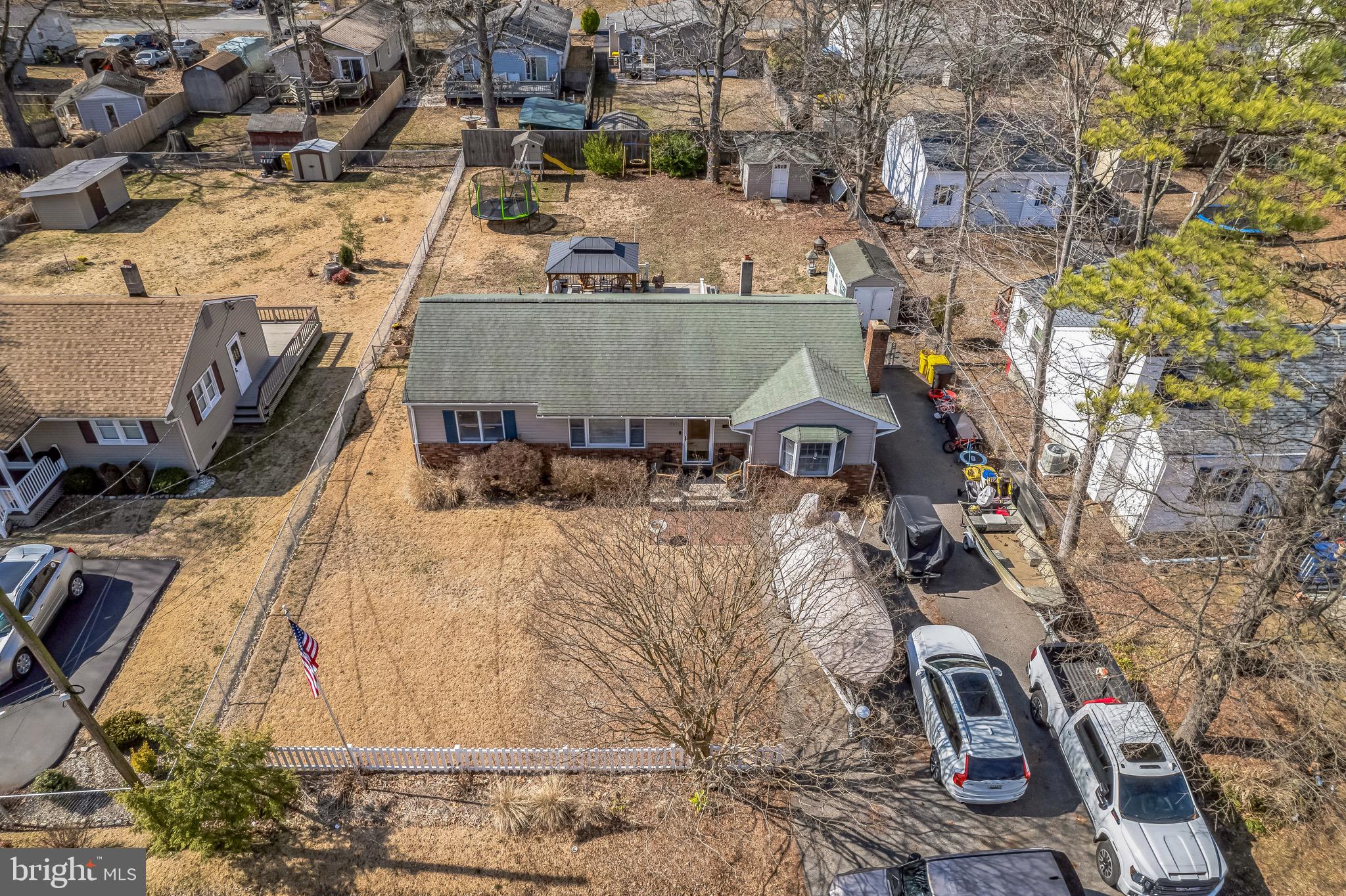 FRANKLIN MANOR - Residential