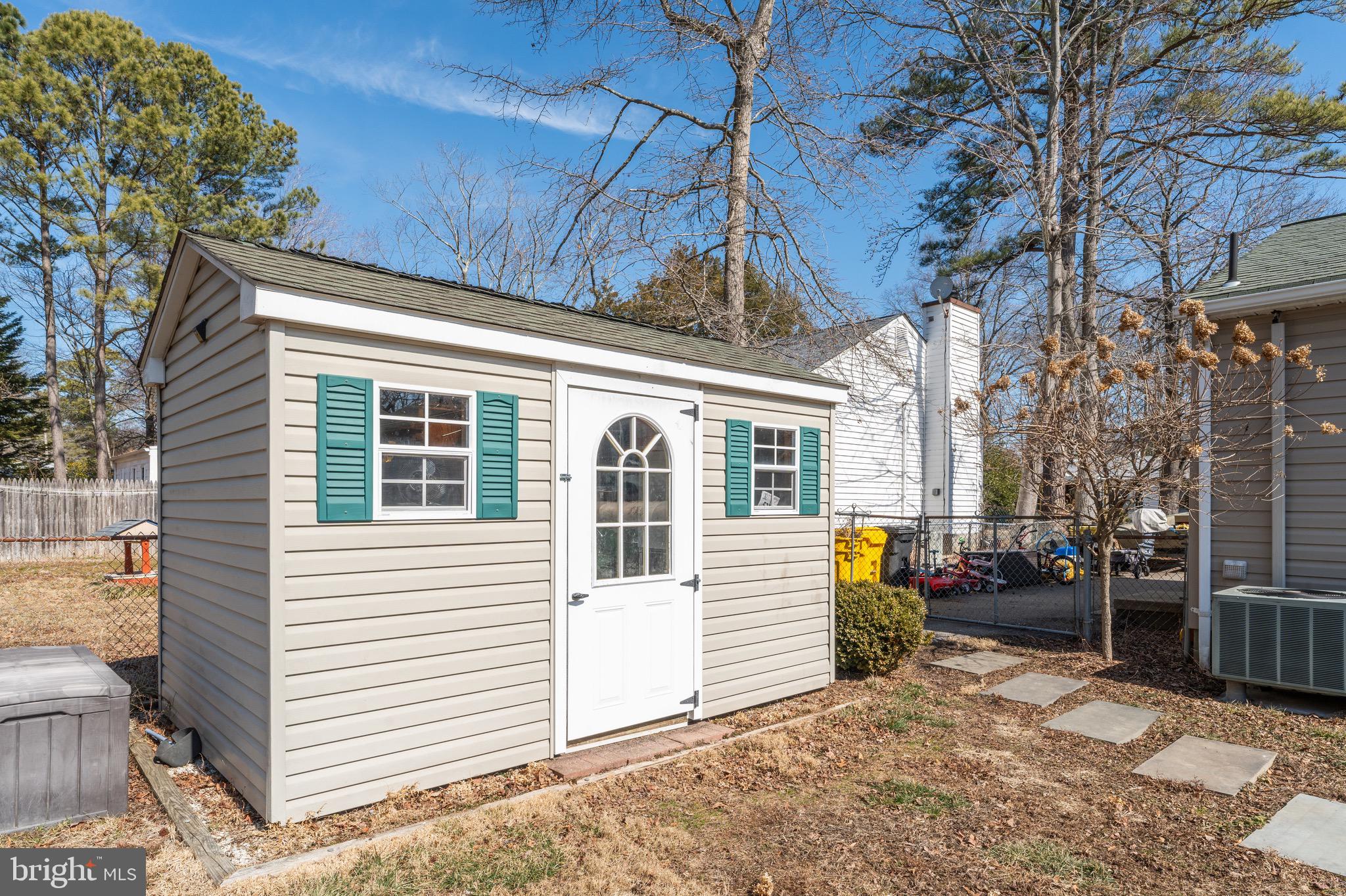 FRANKLIN MANOR - Residential