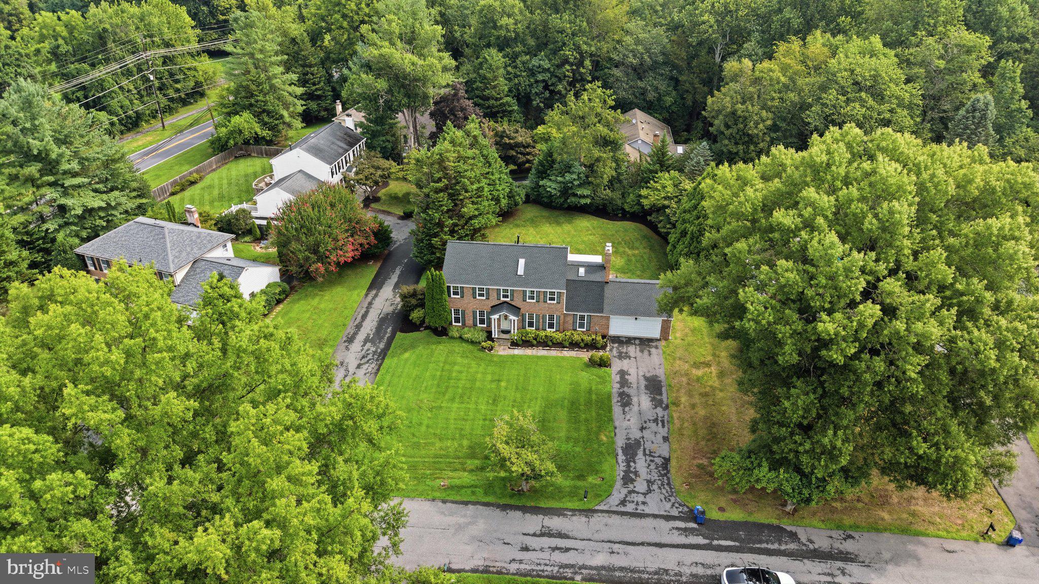 10313 CROWN POINT COURT