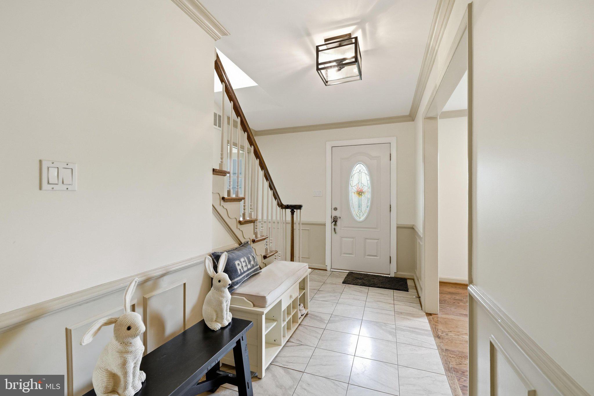 10313 CROWN POINT COURT