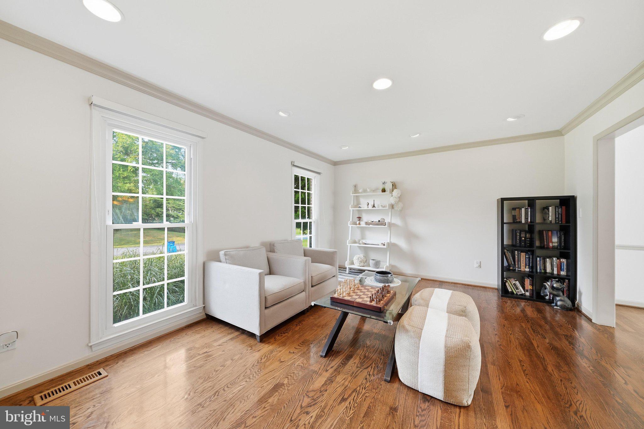10313 CROWN POINT COURT
