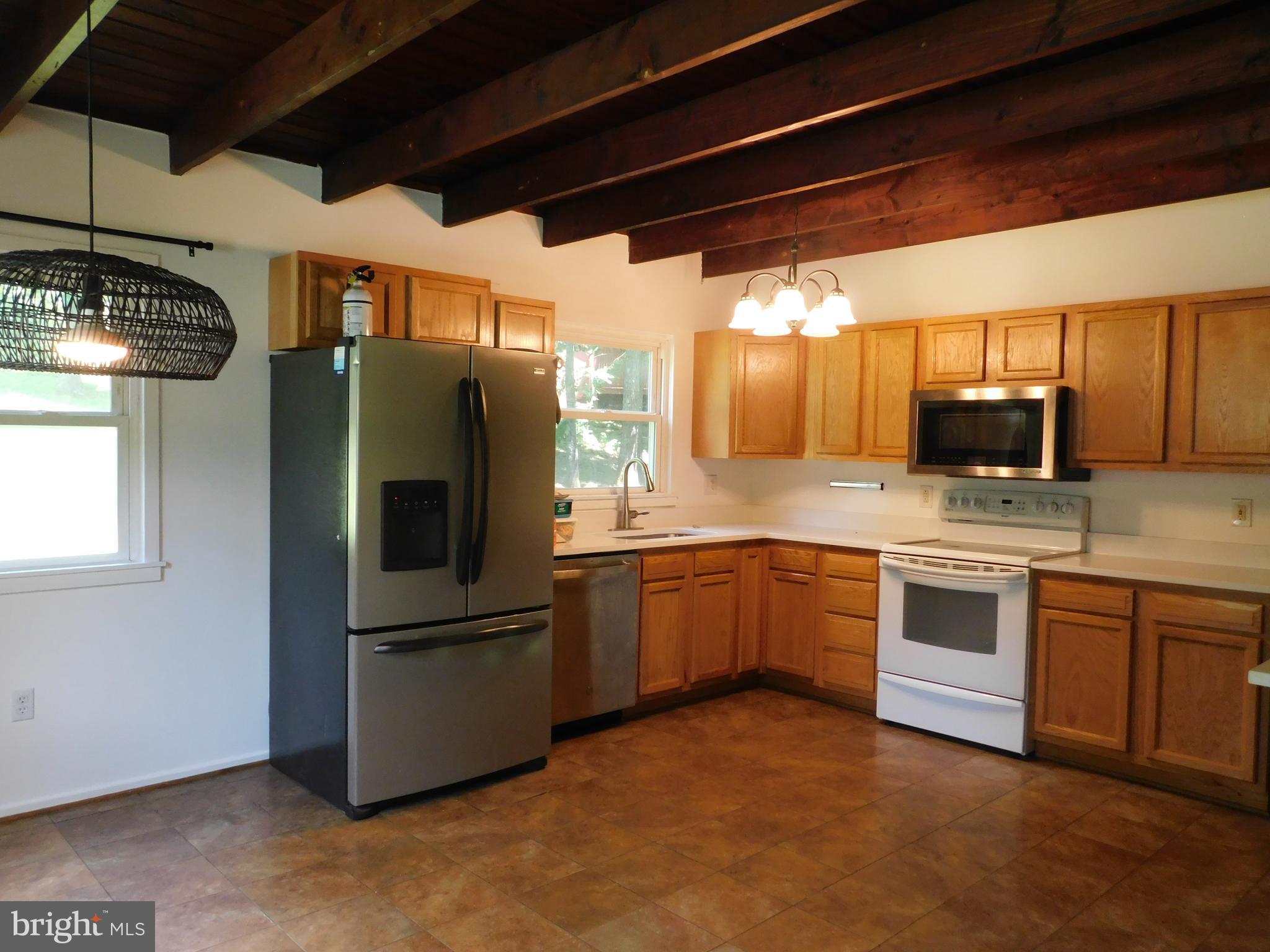 229 SUNSET LANE
