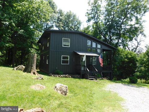 Homes For Rent - 229 Sunset Lane Ln<br/> LINDEN, VA 22642