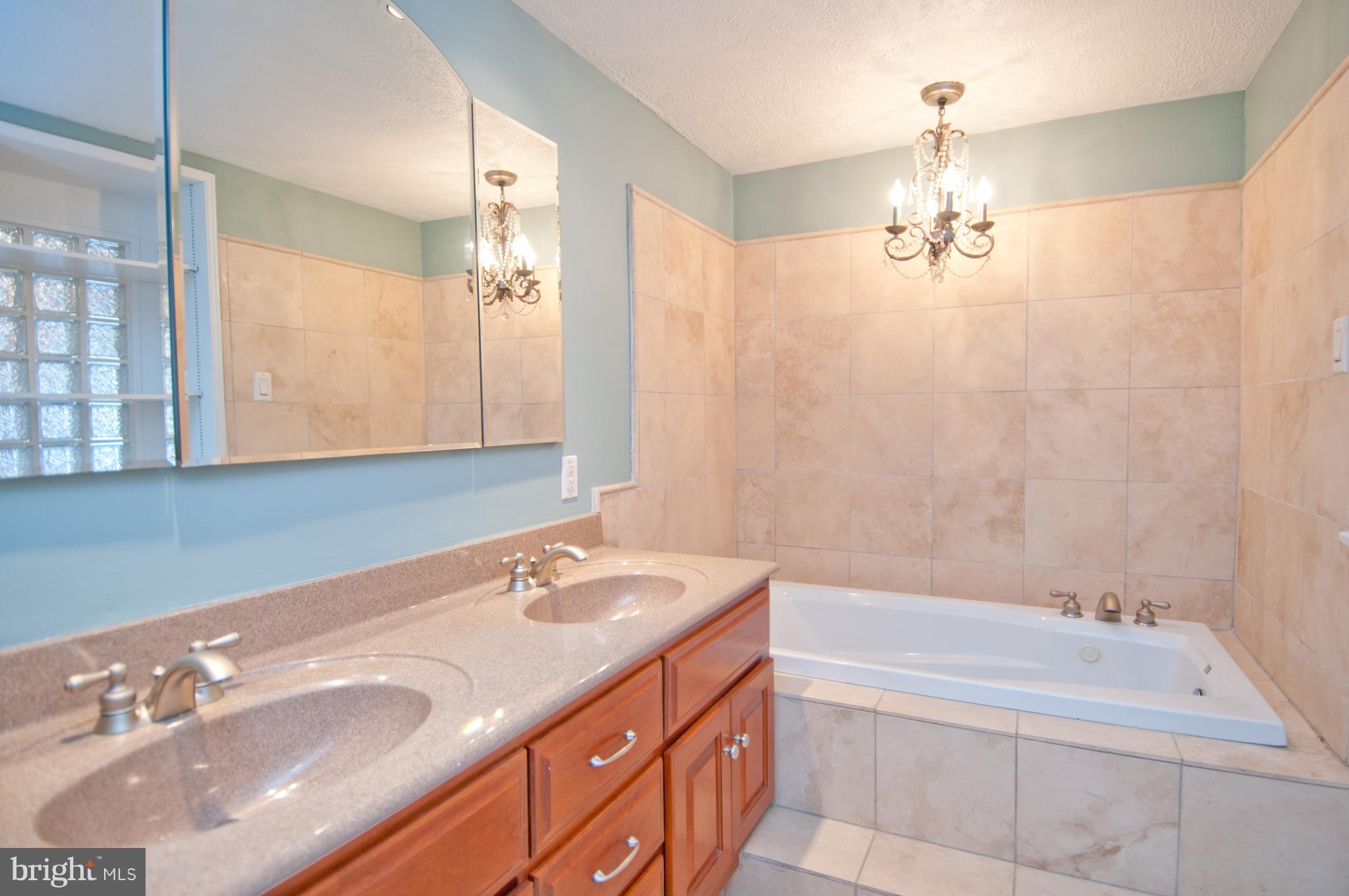 CANTON - Residential Lease