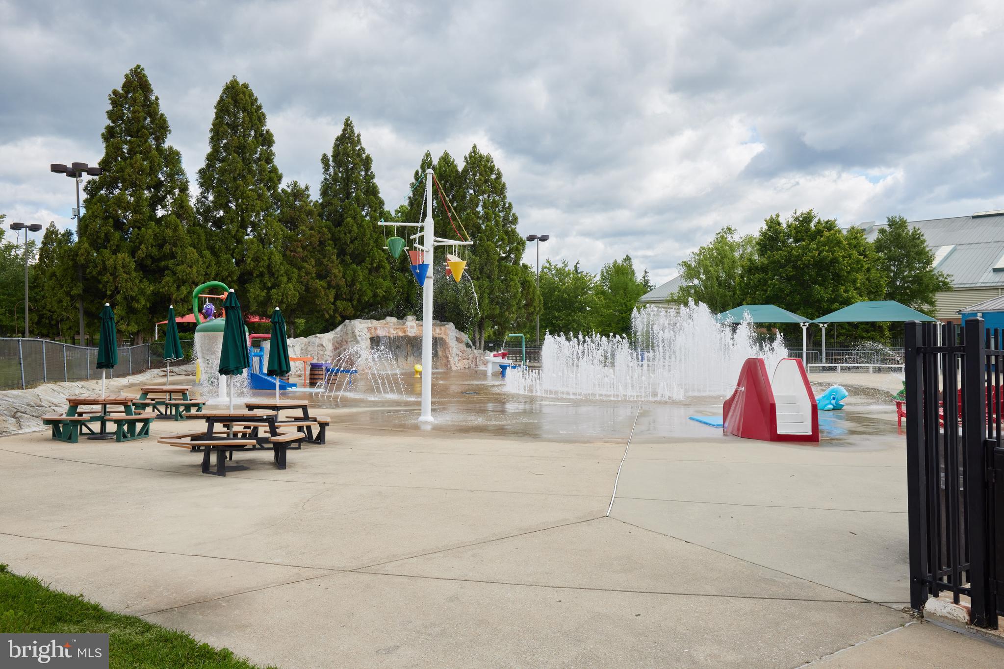 CEDAR CREEK ESTATES - Residential