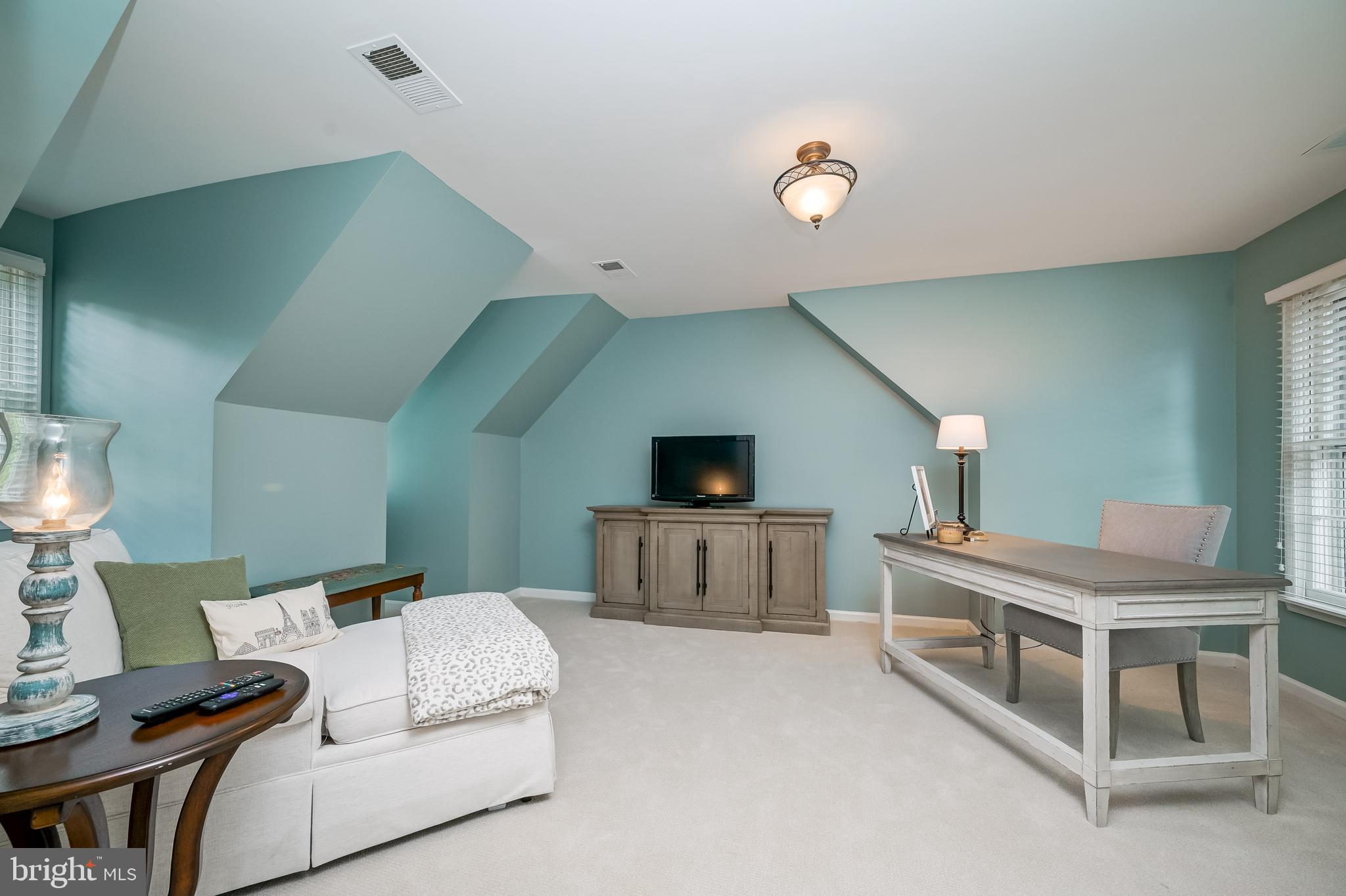 CEDAR CREEK ESTATES - Residential