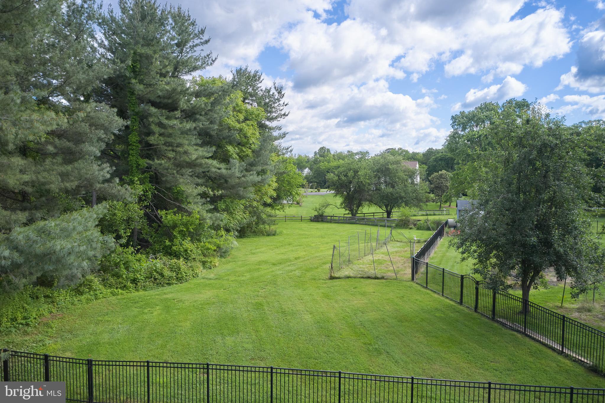 CEDAR CREEK ESTATES - Residential