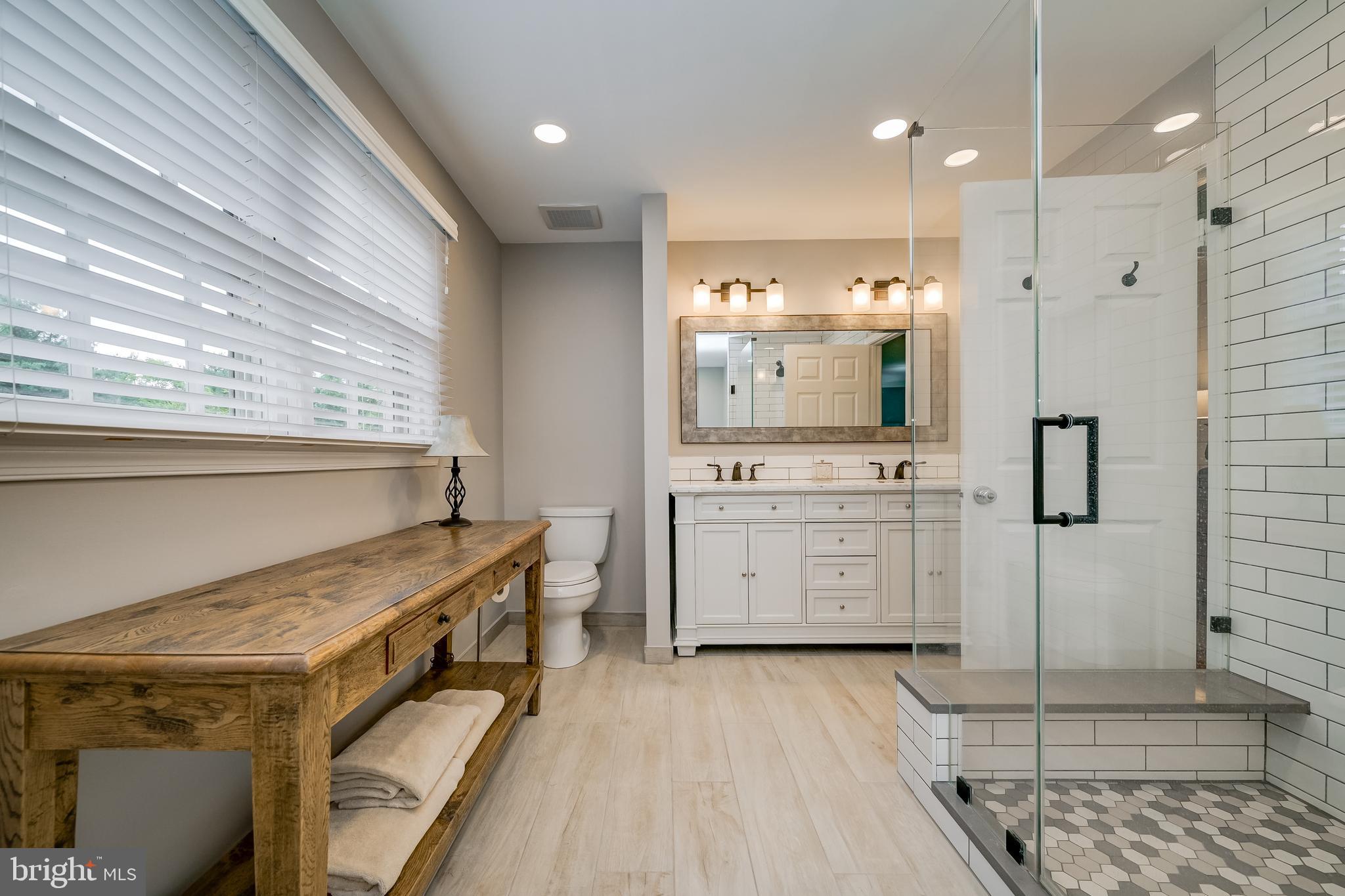 CEDAR CREEK ESTATES - Residential