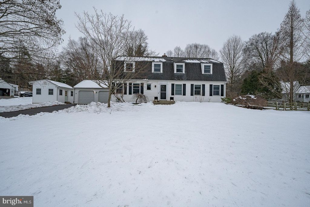 Photo of 1324 Karen Lane, WAYNE, PA 19087 (MLS # PACT2118326)