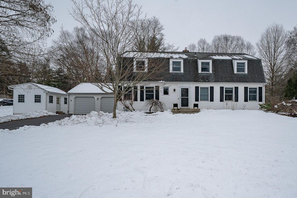 Photo of 1324 Karen Lane, WAYNE, PA 19087 (MLS # PACT2118326)