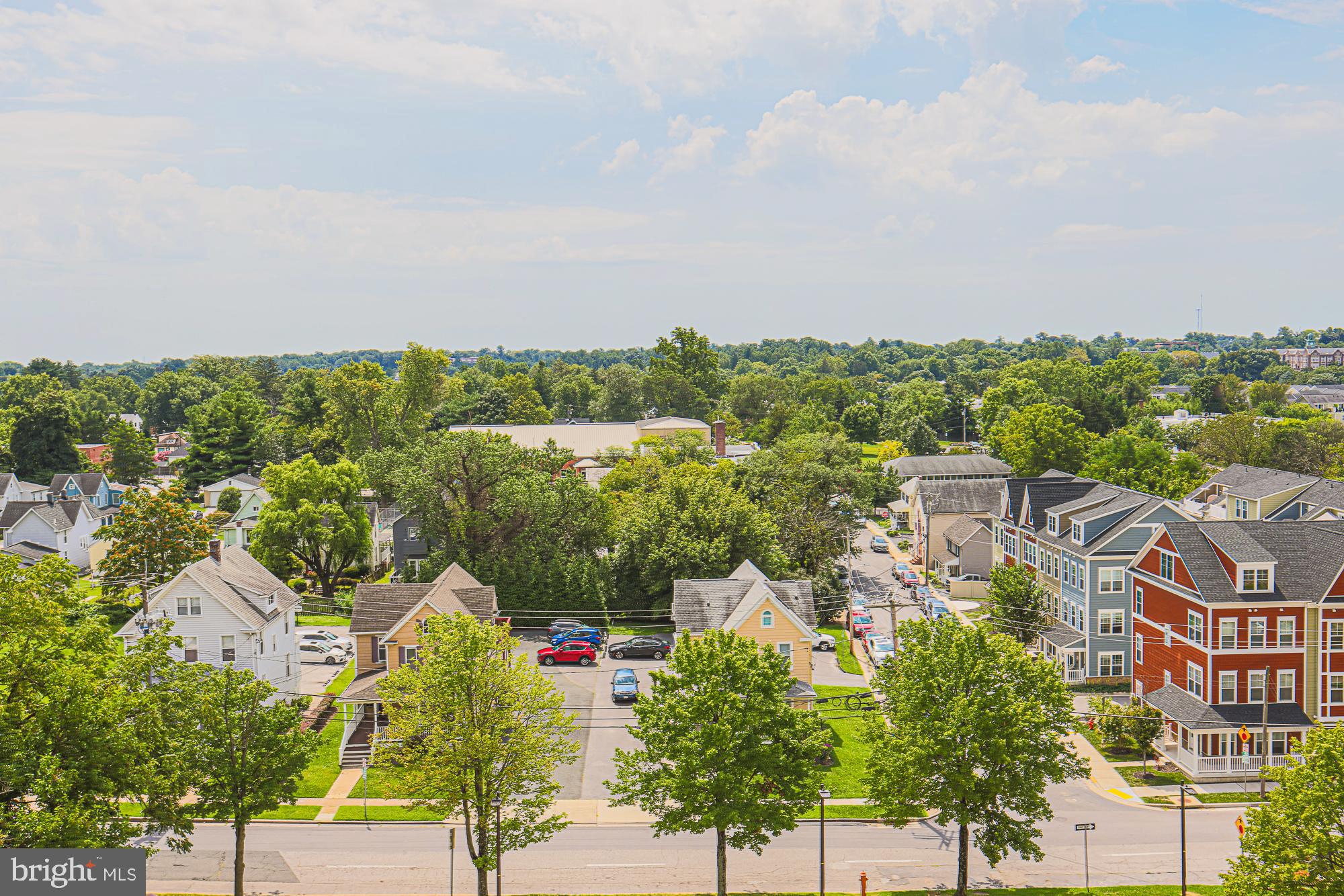 RIDGELY TOWSON CENTER - Residential