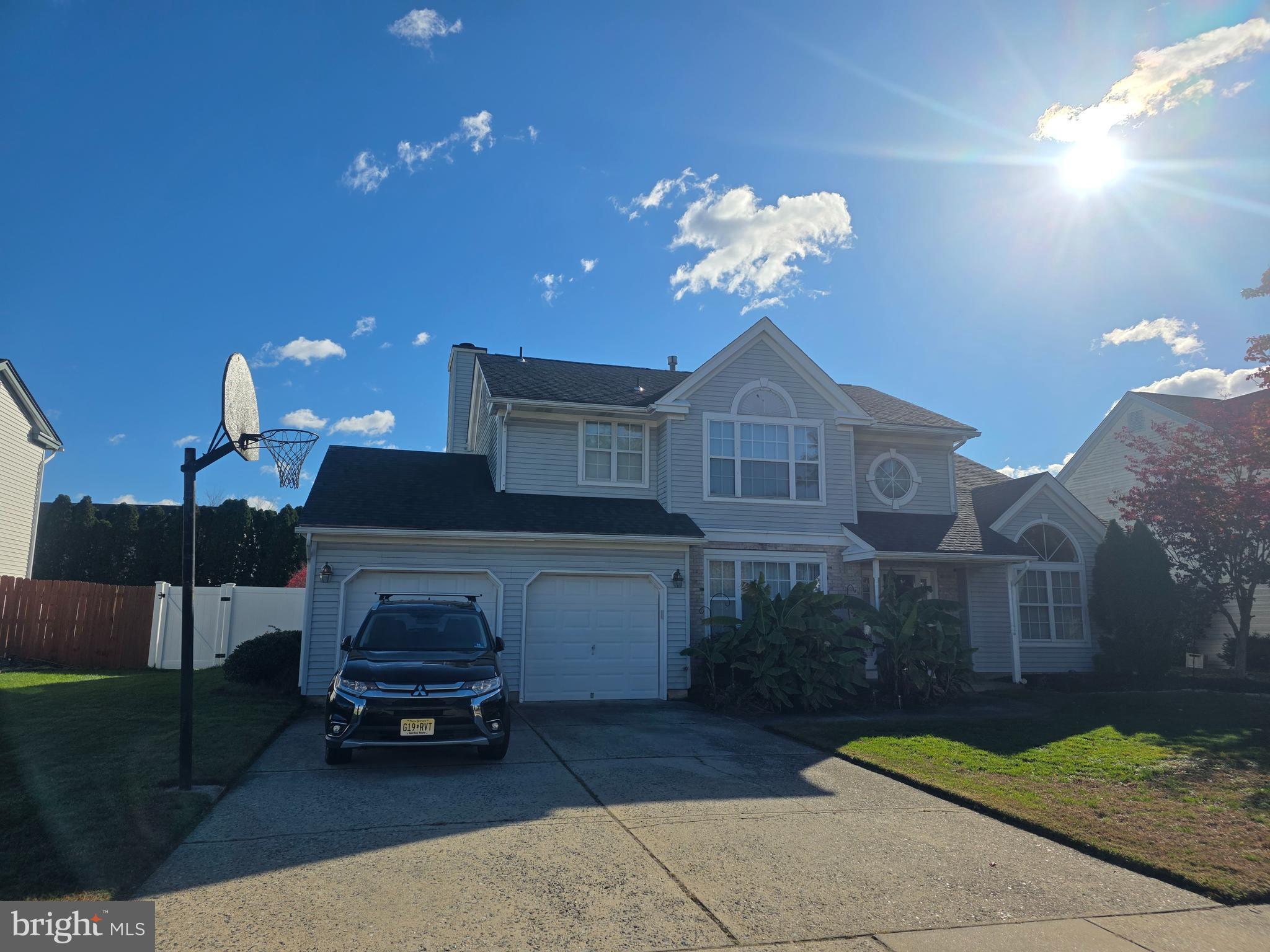 18 HONEYSUCKLE DRIVE