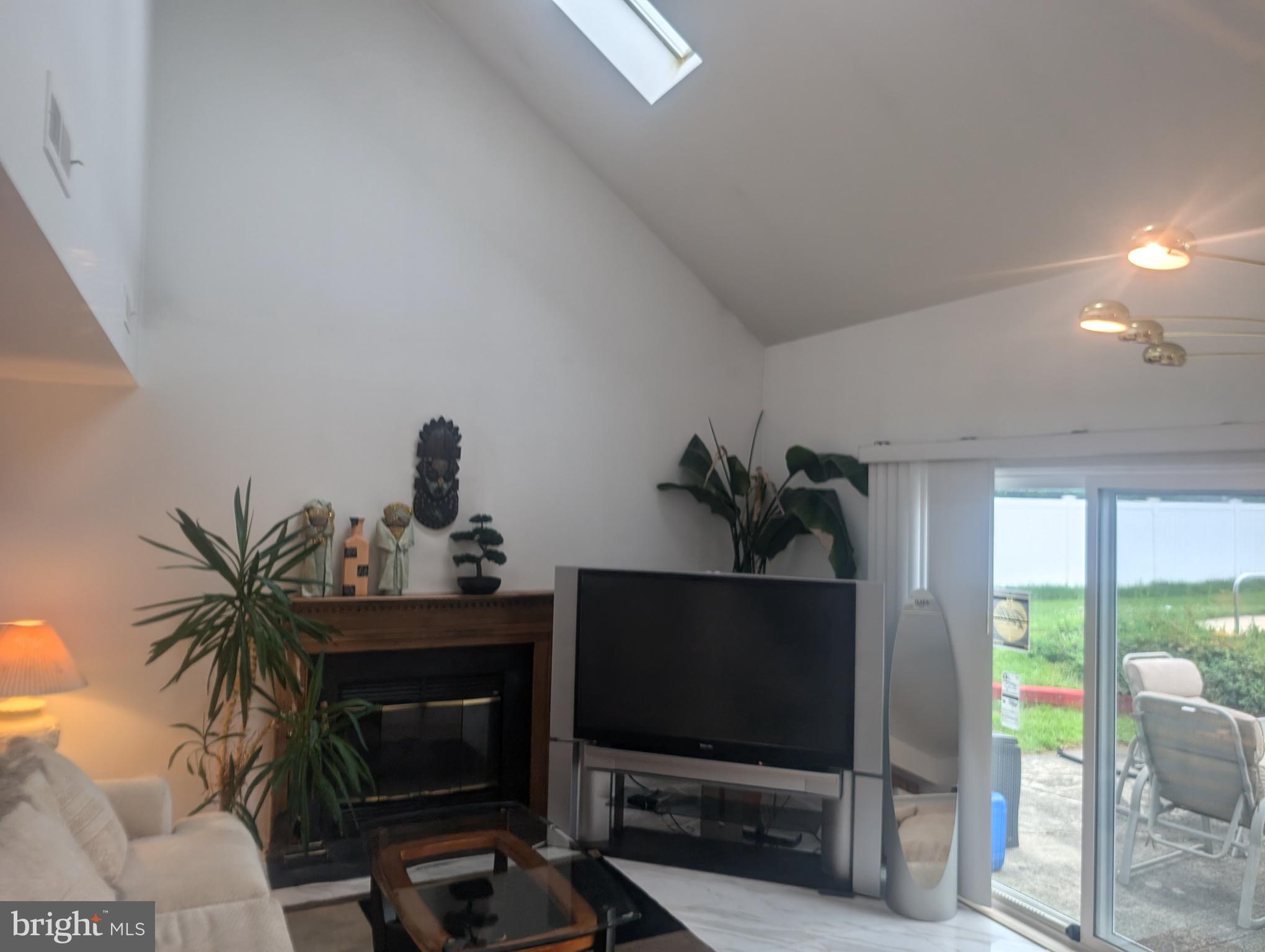 18 HONEYSUCKLE DRIVE