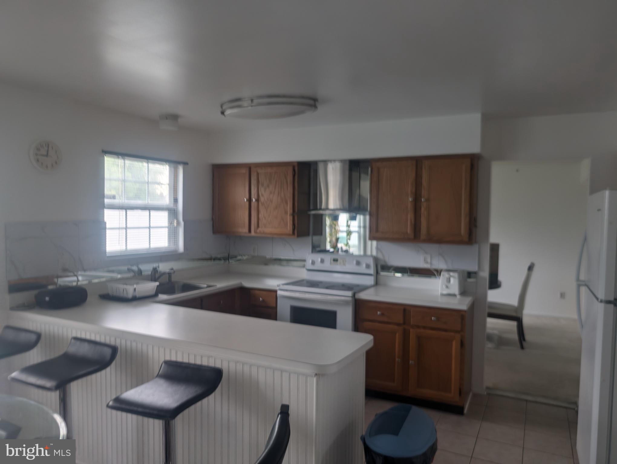 18 HONEYSUCKLE DRIVE