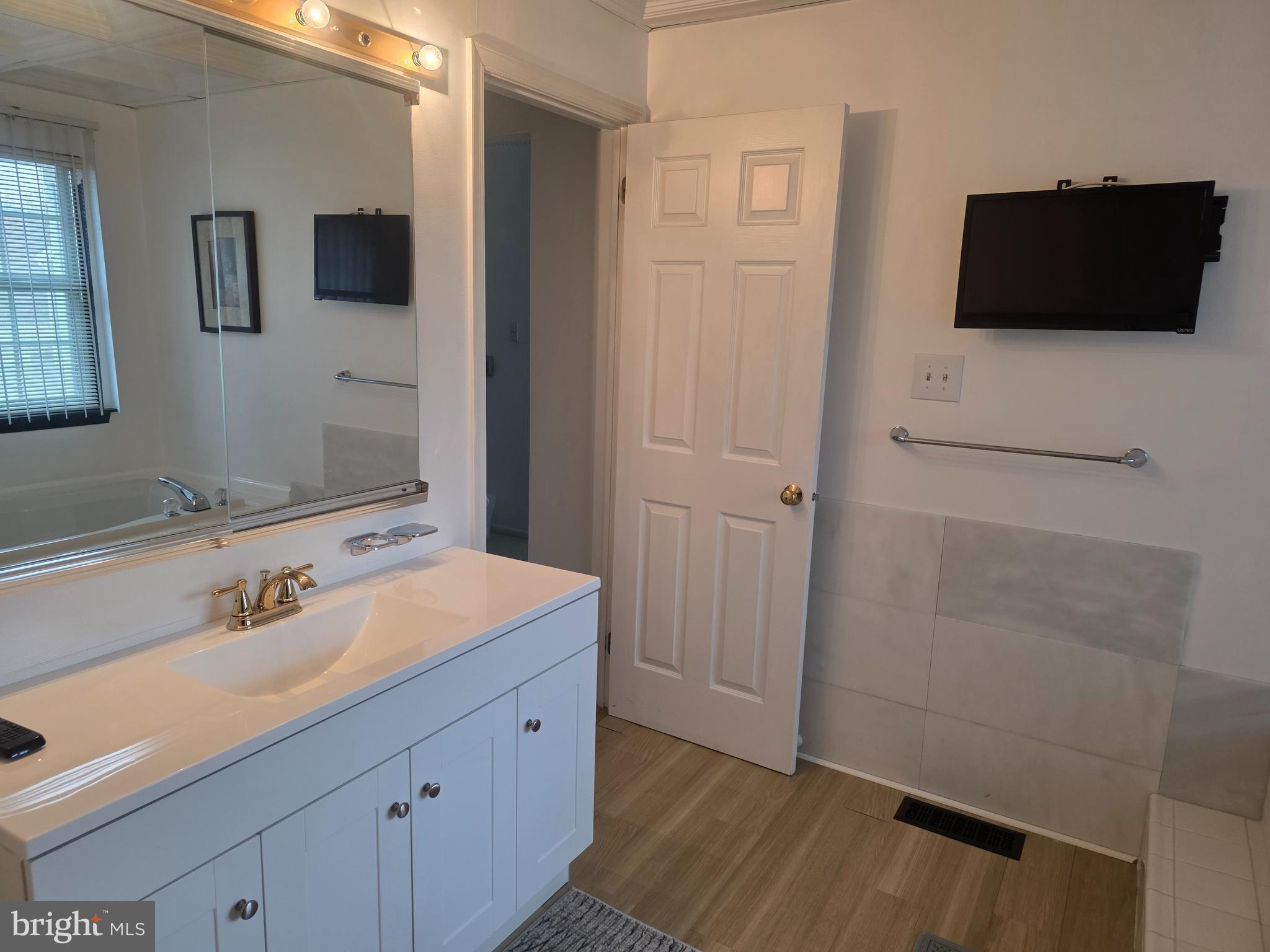 MAYFAIR MEADOWS - Residential