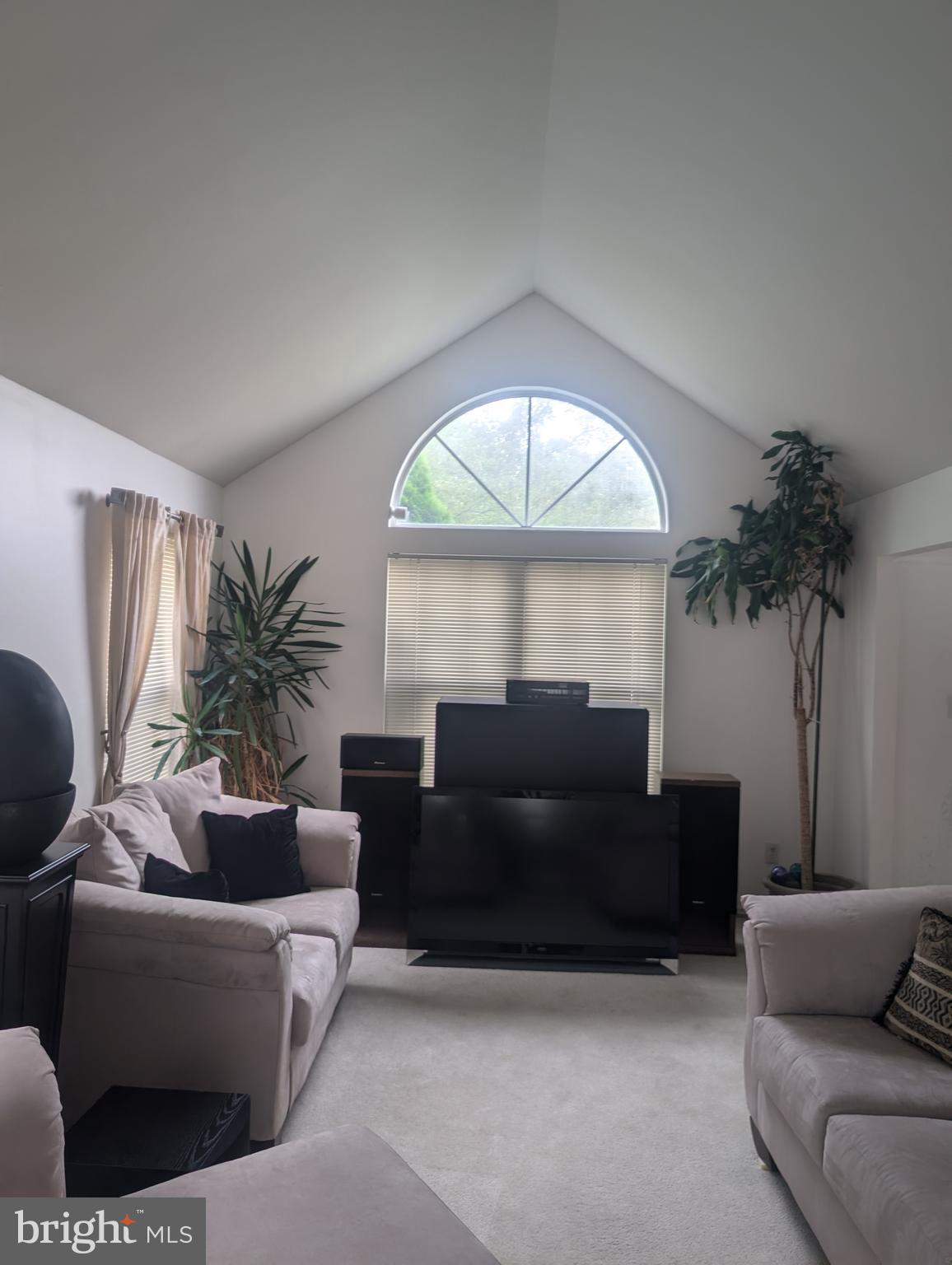 MAYFAIR MEADOWS - Residential