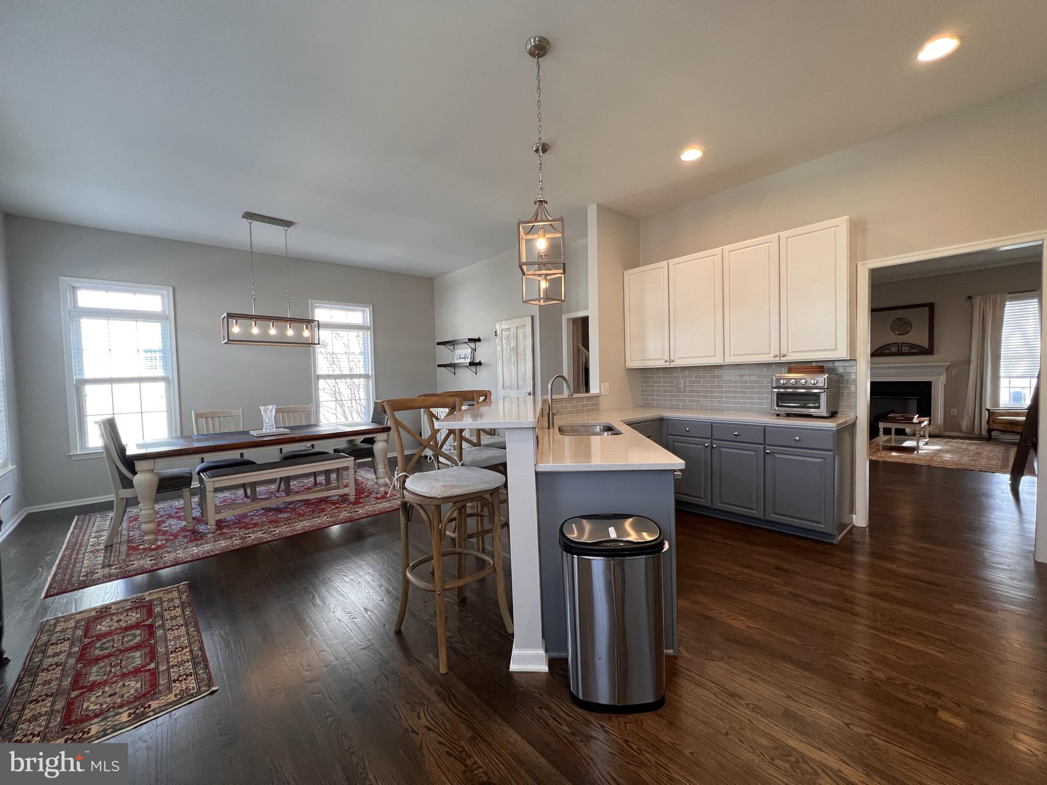 CASCADES - Residential Lease