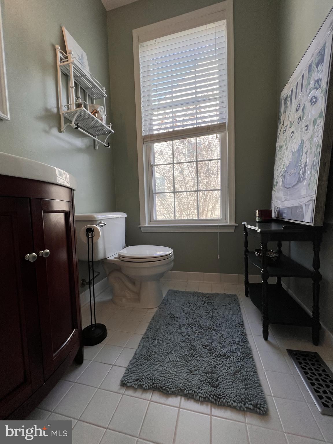 CASCADES - Residential Lease