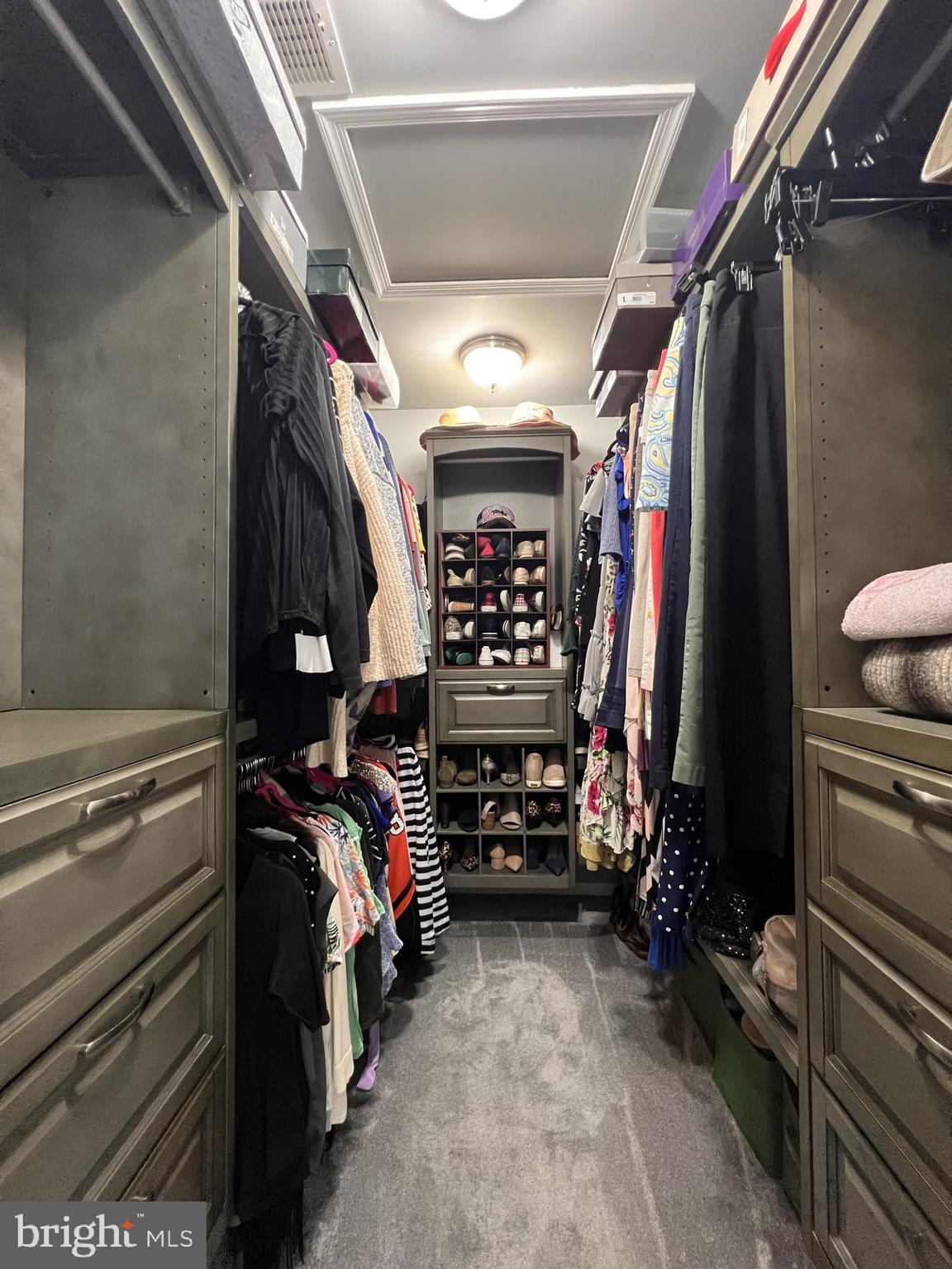 CASCADES - Residential Lease