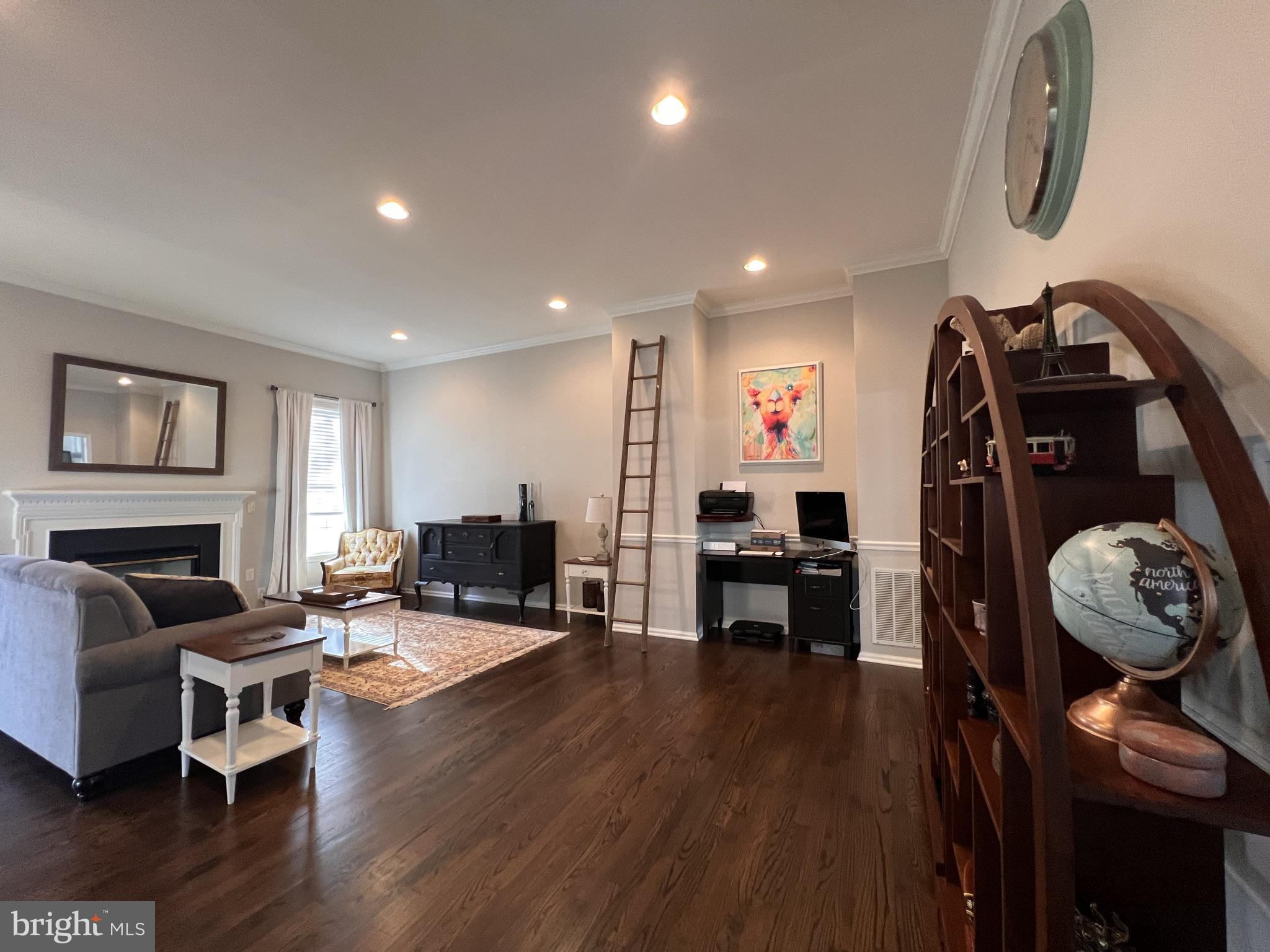 CASCADES - Residential Lease