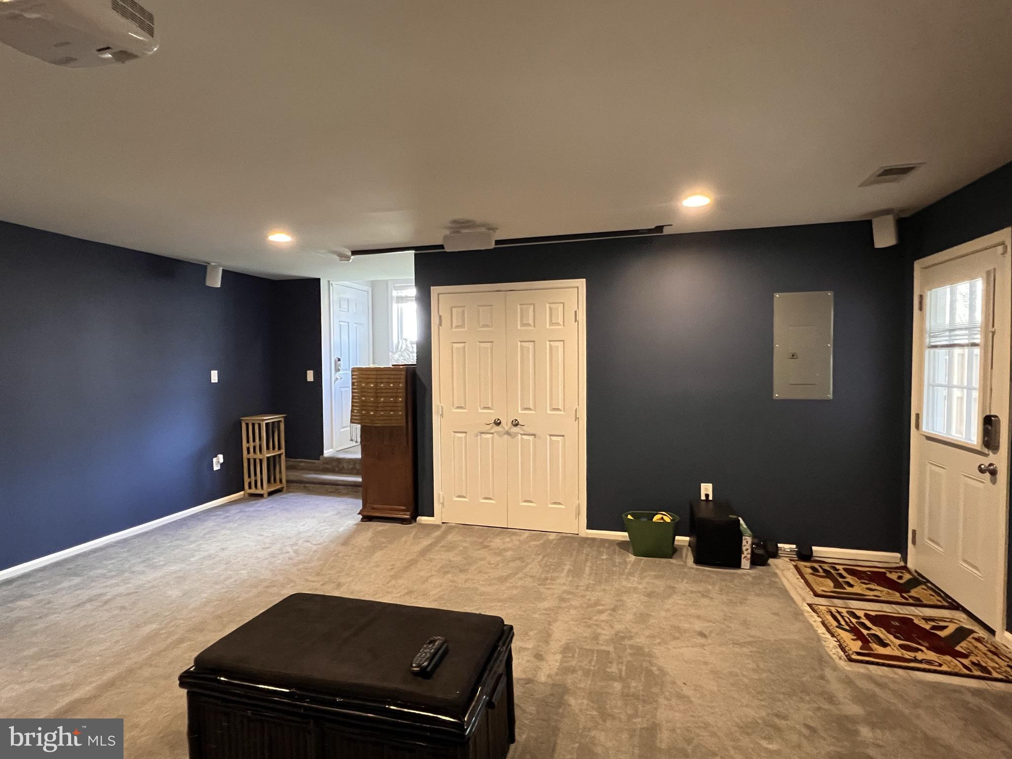 CASCADES - Residential Lease