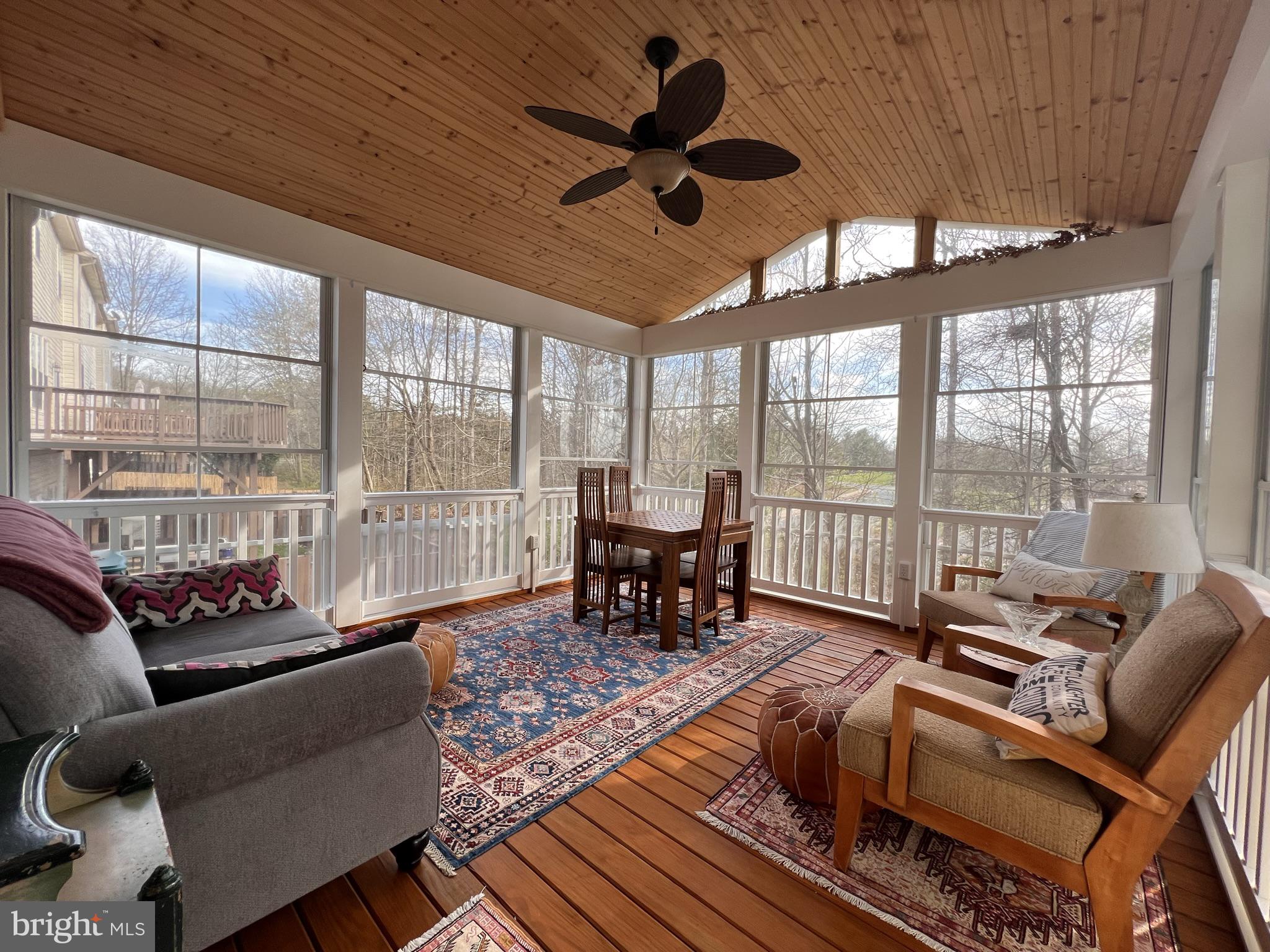 CASCADES - Residential Lease