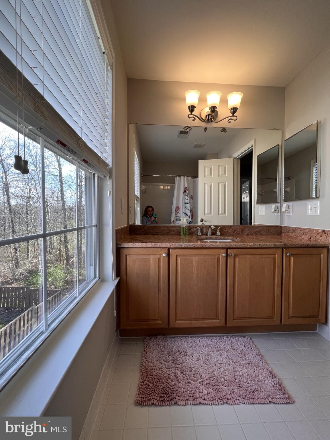 CASCADES - Residential Lease