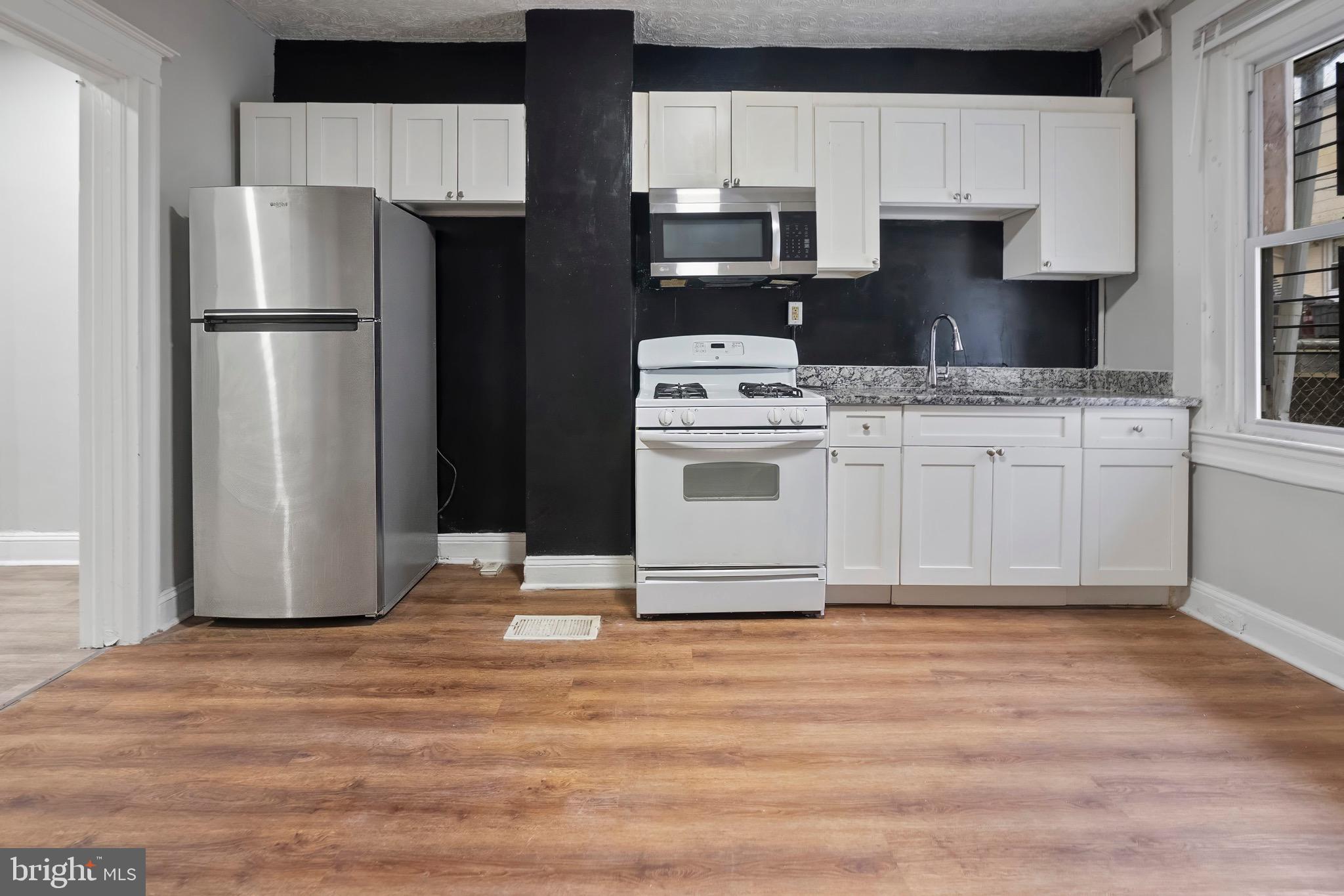 MCELDERRY PARK - Residential Lease
