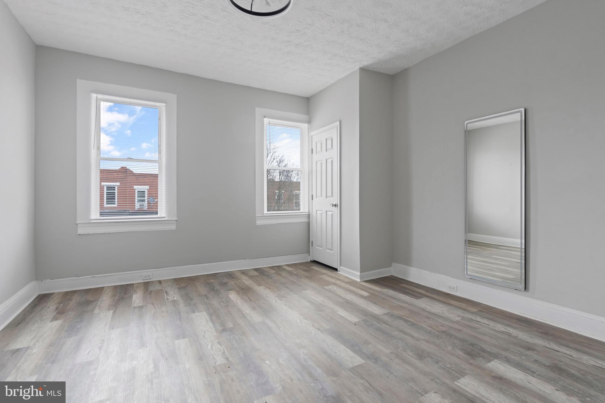 MCELDERRY PARK - Residential Lease