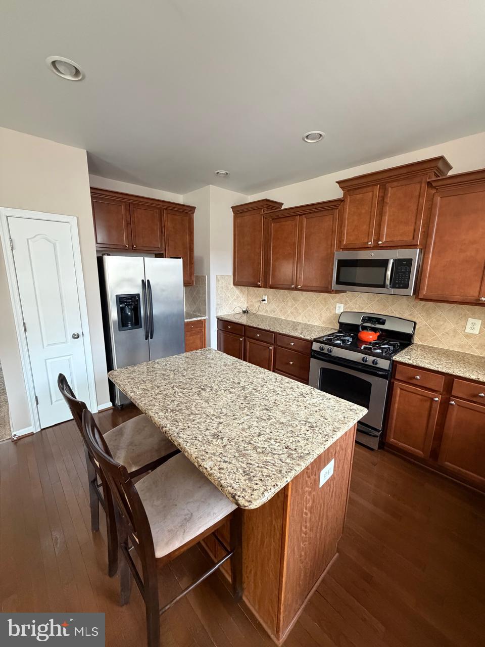 TANYARD SPRINGS - Residential